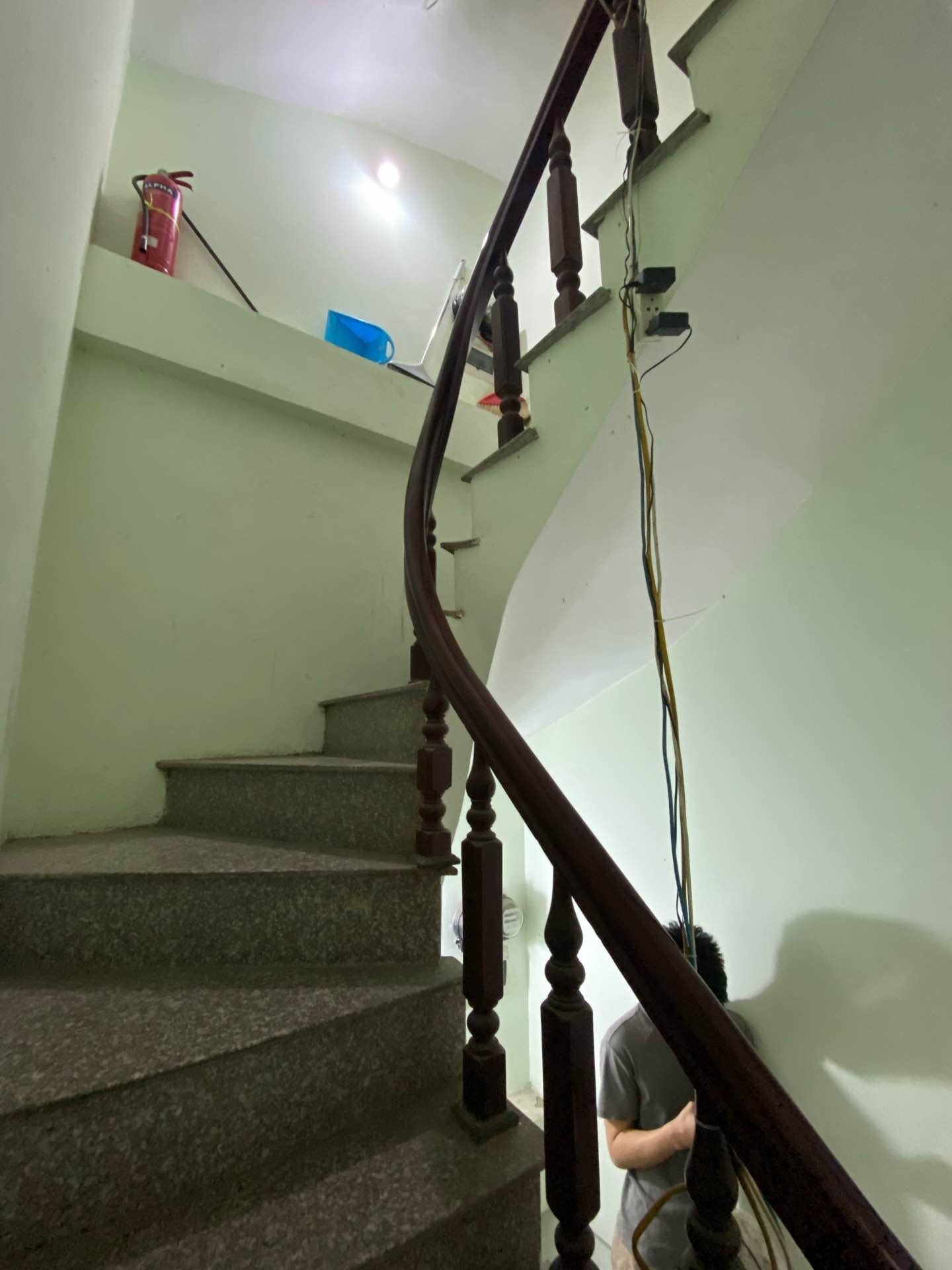 Bán nhà Vĩnh Hưng - diện tích 38m2 4 tầng - Lô góc, ô tô tránh - giá 4,39 tỷ