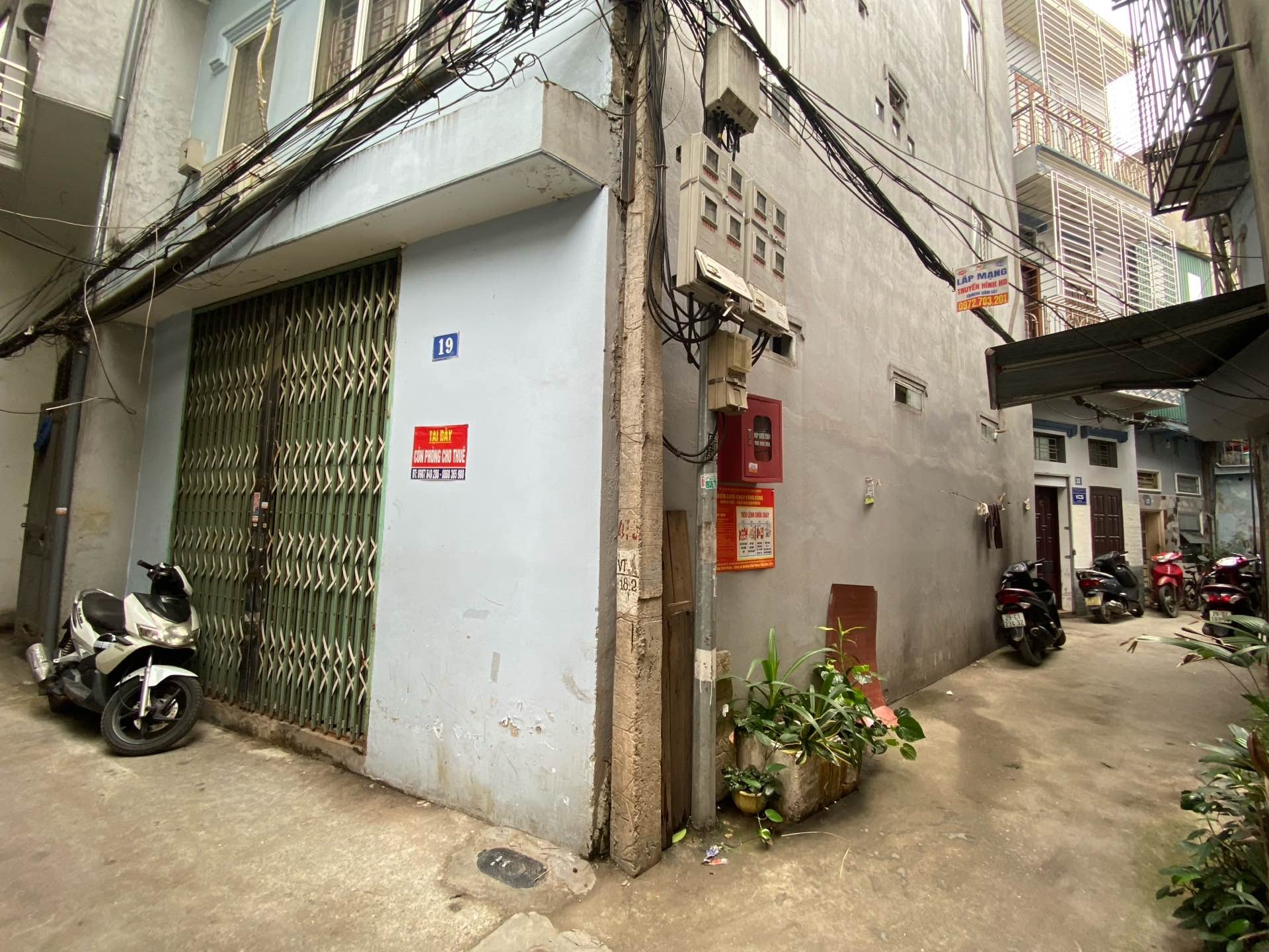 Bán nhà Vĩnh Hưng - diện tích 38m2 4 tầng - Lô góc, ô tô tránh - giá 4,39 tỷ