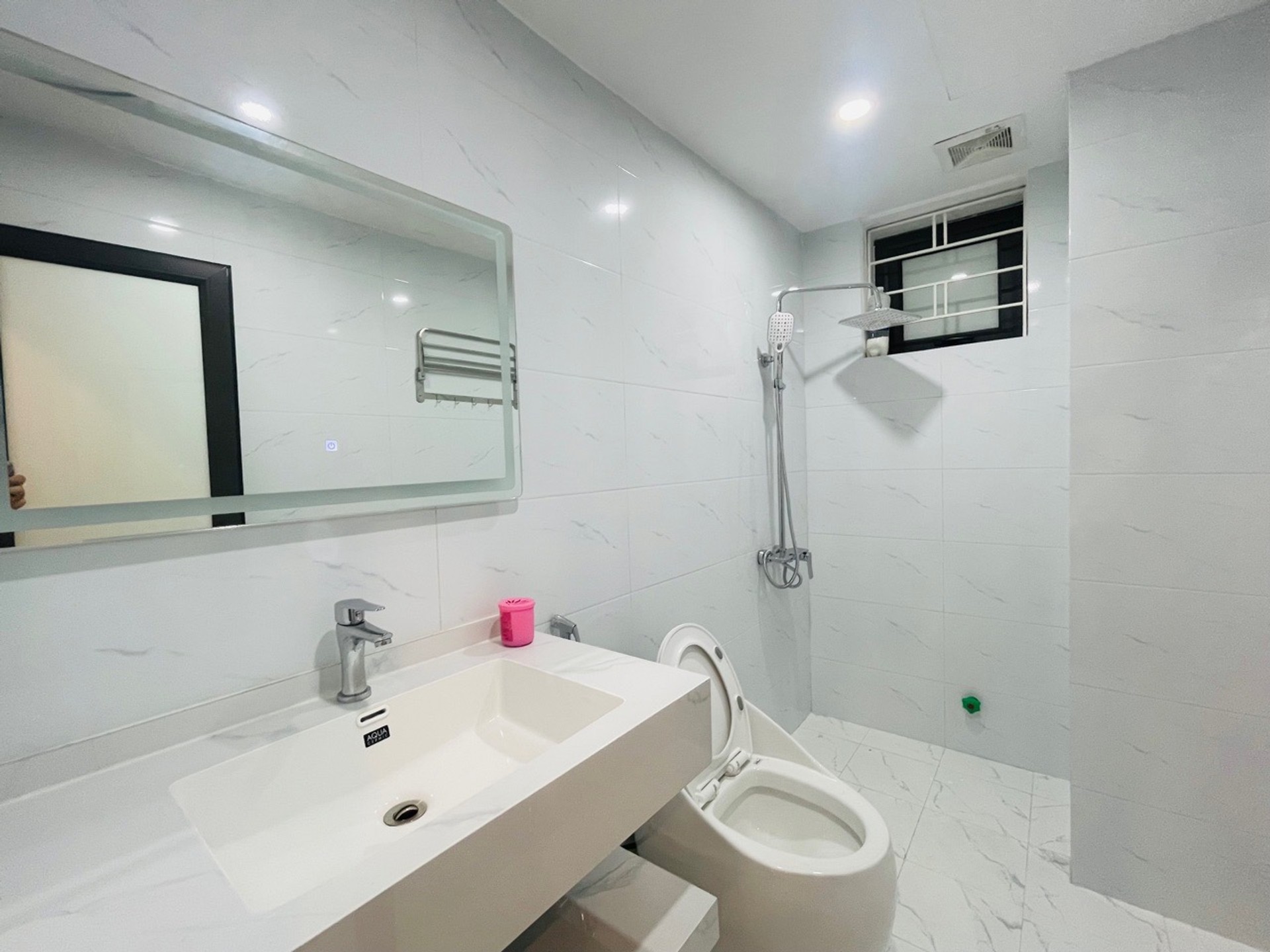 Bán nhà CT16 - diện tích 81m2 10 tầng - Căn hộ đẹp, view thoáng - giá 8,35 tỷ