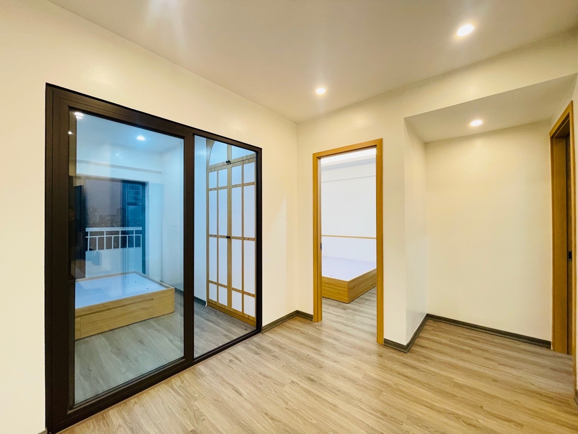 Bán nhà CT16 - diện tích 81m2 10 tầng - Căn hộ đẹp, view thoáng - giá 8,35 tỷ