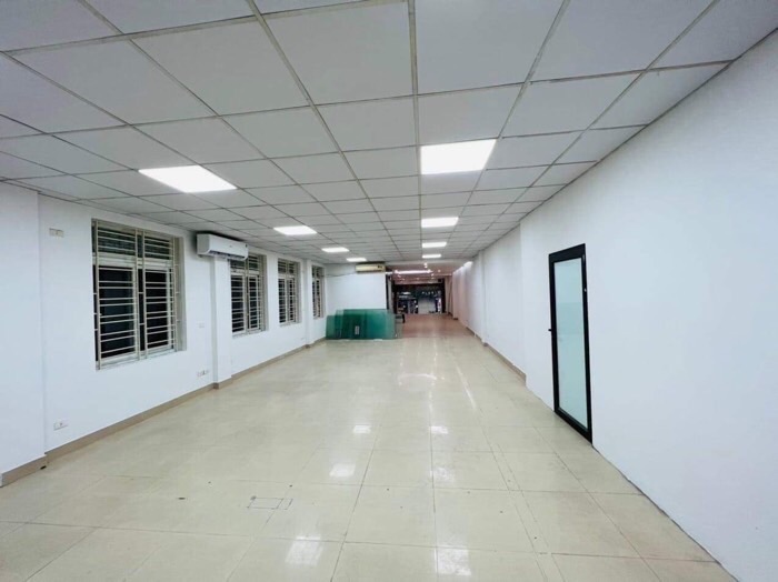 Bán nhà Hoàng Văn Thái - diện tích 145m2 9 tầng - Tòa văn phòng - giá 50 tỷ