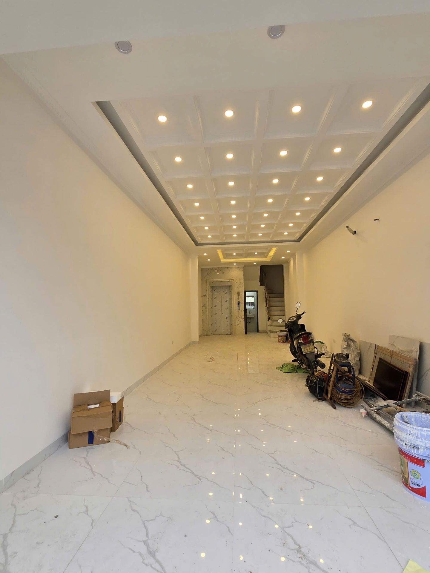 Bán nhà Kim Đồng - diện tích 56.5m2 6 tầng - Kinh doanh đỉnh - giá 35 tỷ