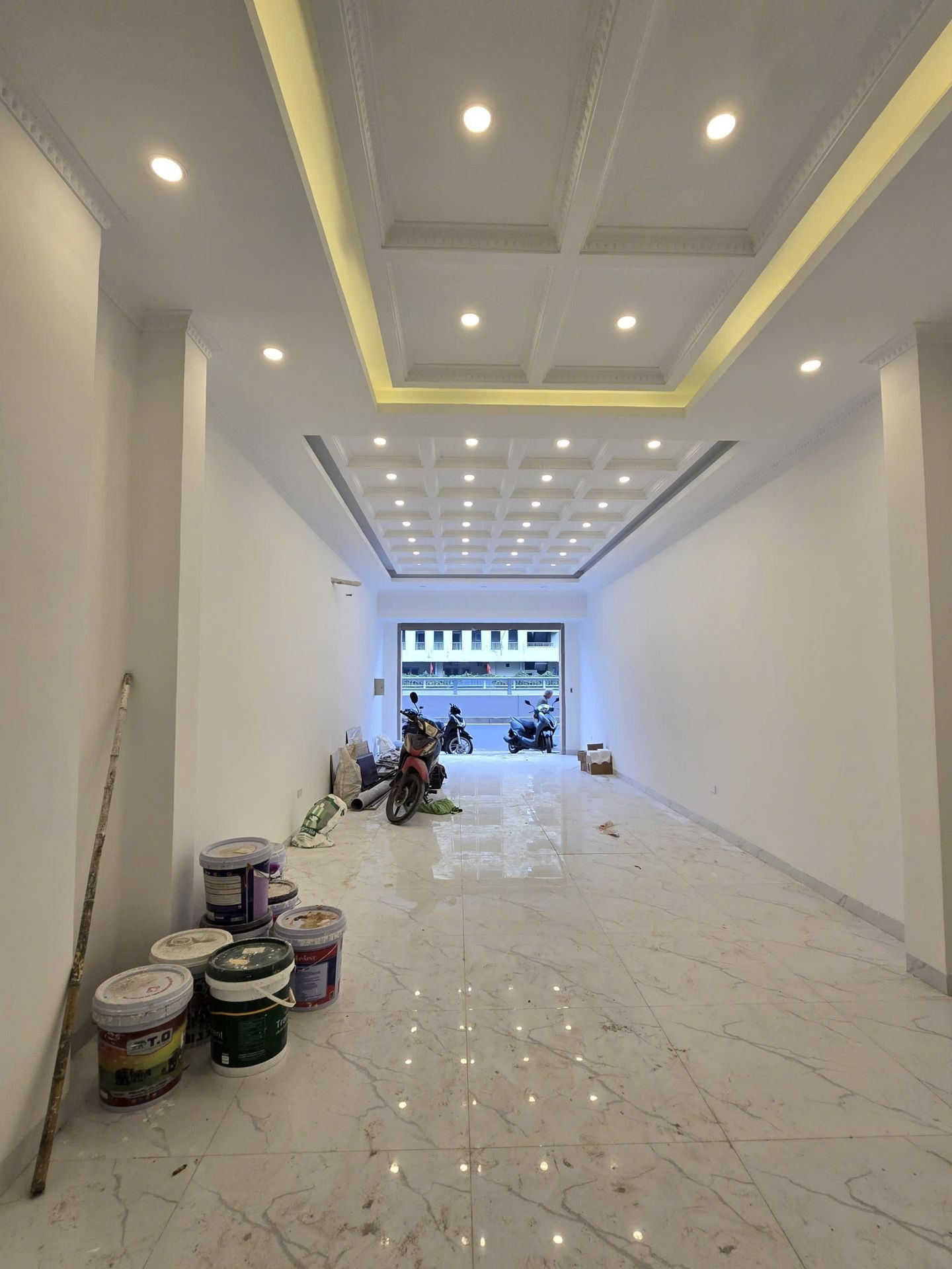 Bán nhà Kim Đồng - diện tích 56.5m2 6 tầng - Kinh doanh đỉnh - giá 35 tỷ