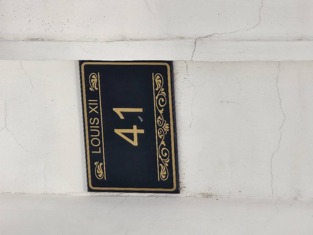 Bán nhà Hoàng Văn Thụ - diện tích 108m2 5 tầng - Khu vực VIP - giá 32,8 tỷ