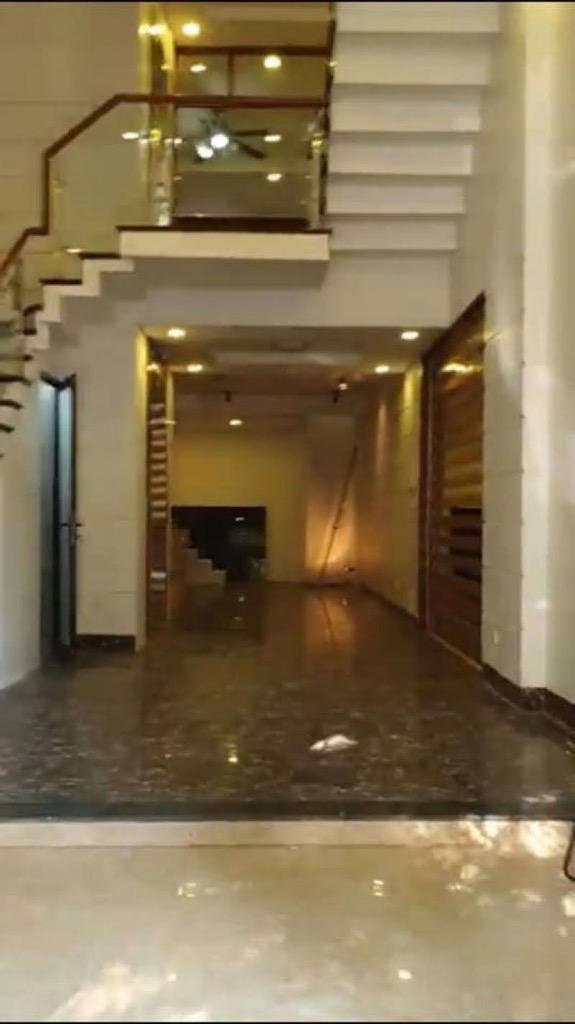 Bán nhà Pháo Đài Láng - diện tích 71m2 6 tầng - Mặt ngõ to hơn phố - giá 33,6 tỷ