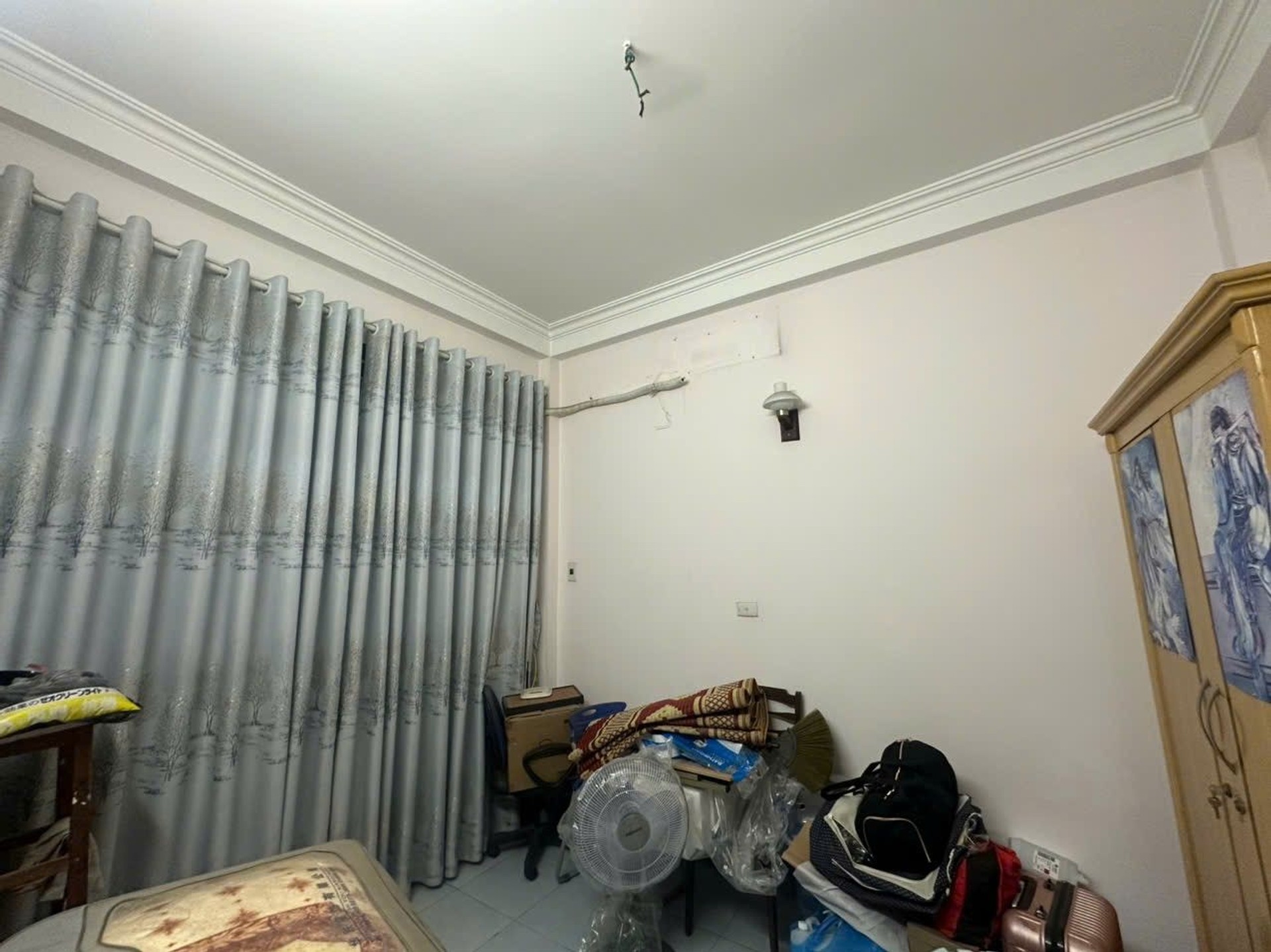 Bán nhà Ngọc Hồi - diện tích 40m2 4 tầng - ô tô tránh - giá 11,6 tỷ