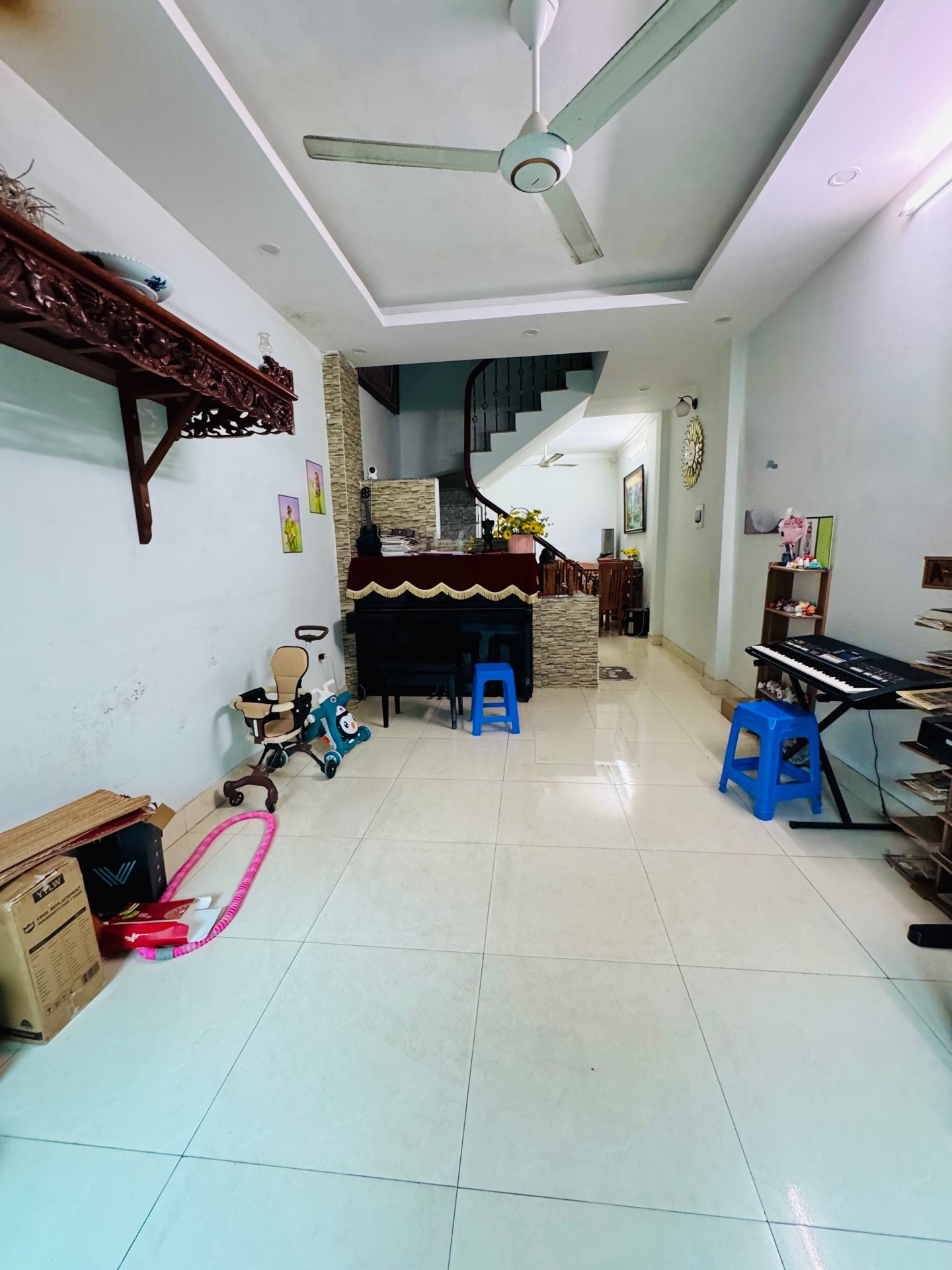 Bán nhà Định Công Hạ - diện tích 39m2 2 tầng - Nhà đẹp đầy đủ công năng - giá 1 tỷ