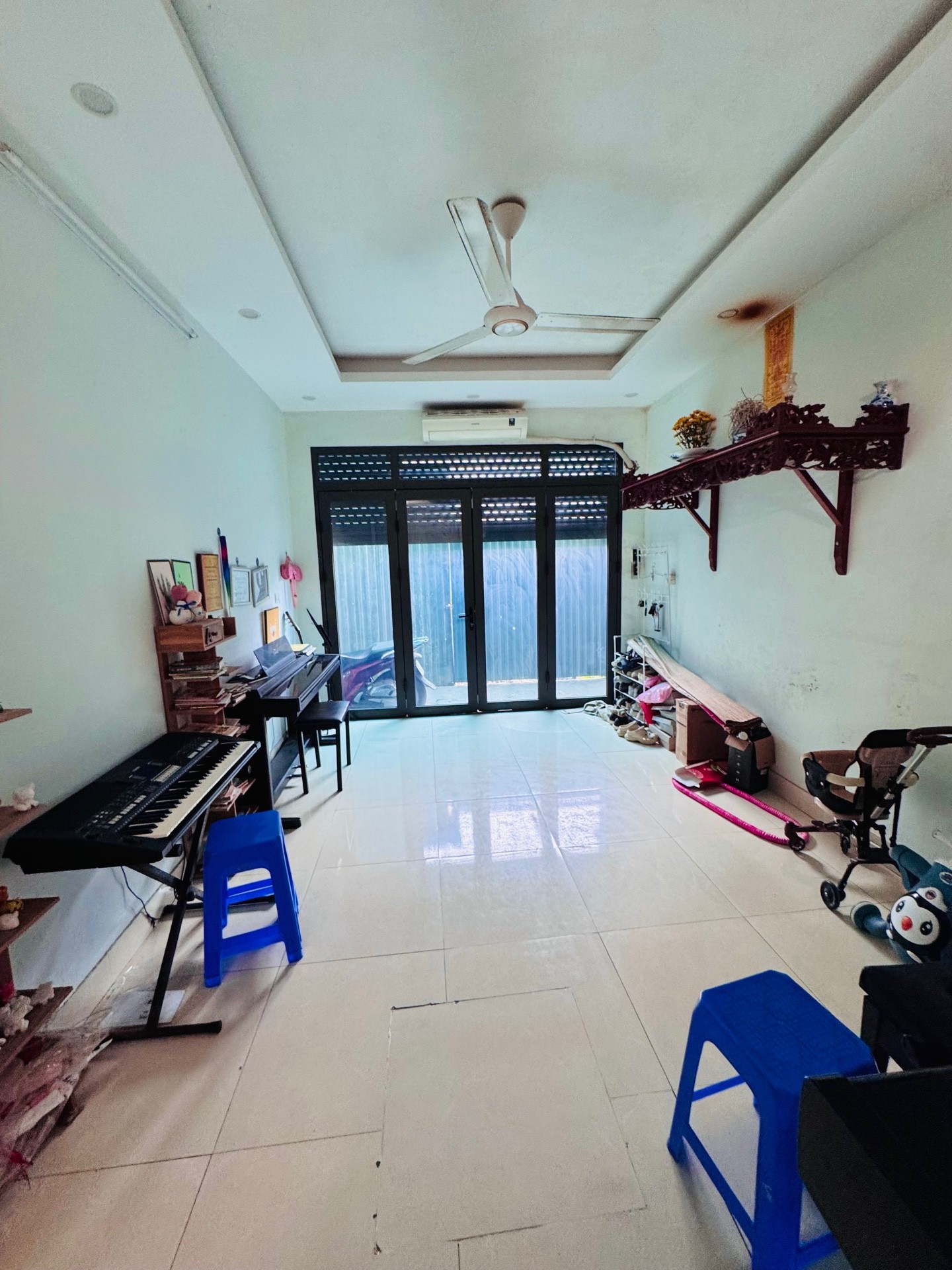 Bán nhà Định Công Hạ - diện tích 39m2 2 tầng - Nhà đẹp đầy đủ công năng - giá 1 tỷ