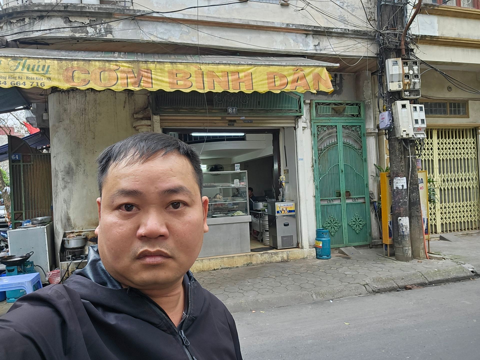 Bán nhà Hồng Hà - diện tích 50m2 5 tầng - Lô góc 2 mặt thoáng - giá 27,6 tỷ