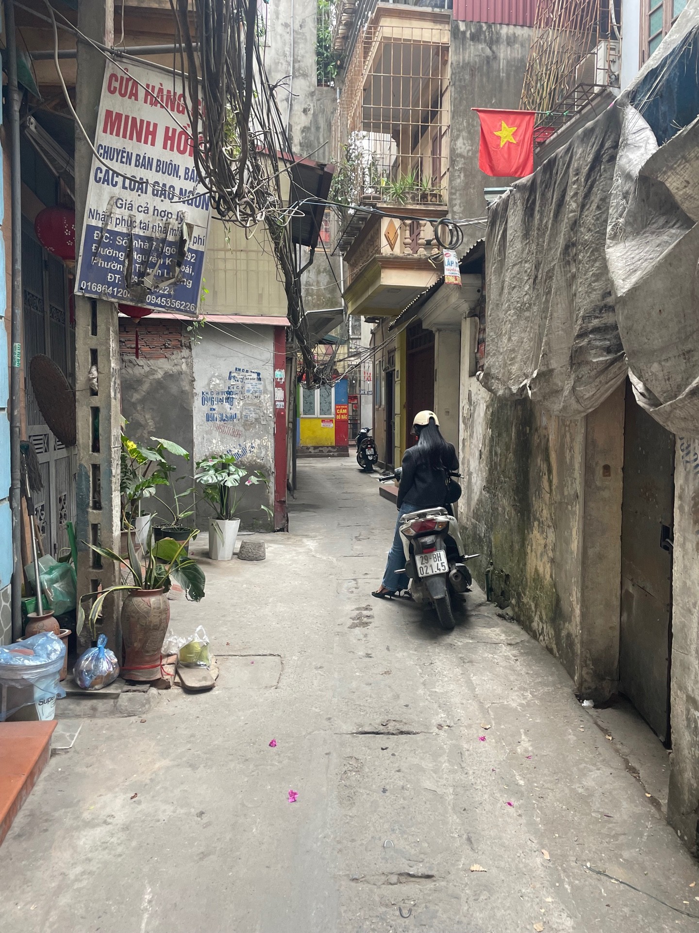 Bán nhà Minh Khai - diện tích 51m2 1 tầng - Đất ngõ thông 10 mét ra ô tô - giá 9,8 tỷ