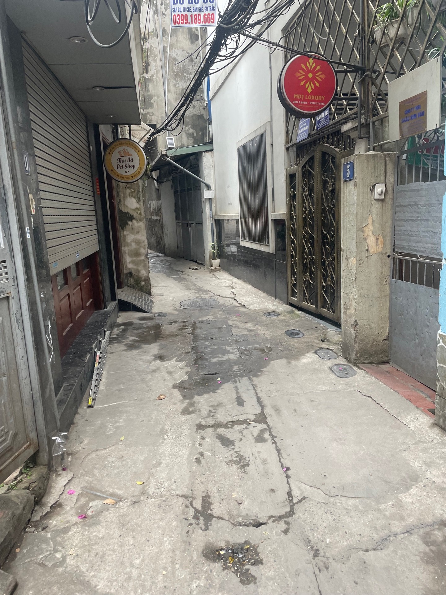 Bán nhà Minh Khai - diện tích 51m2 1 tầng - Đất ngõ thông 10 mét ra ô tô - giá 9,8 tỷ