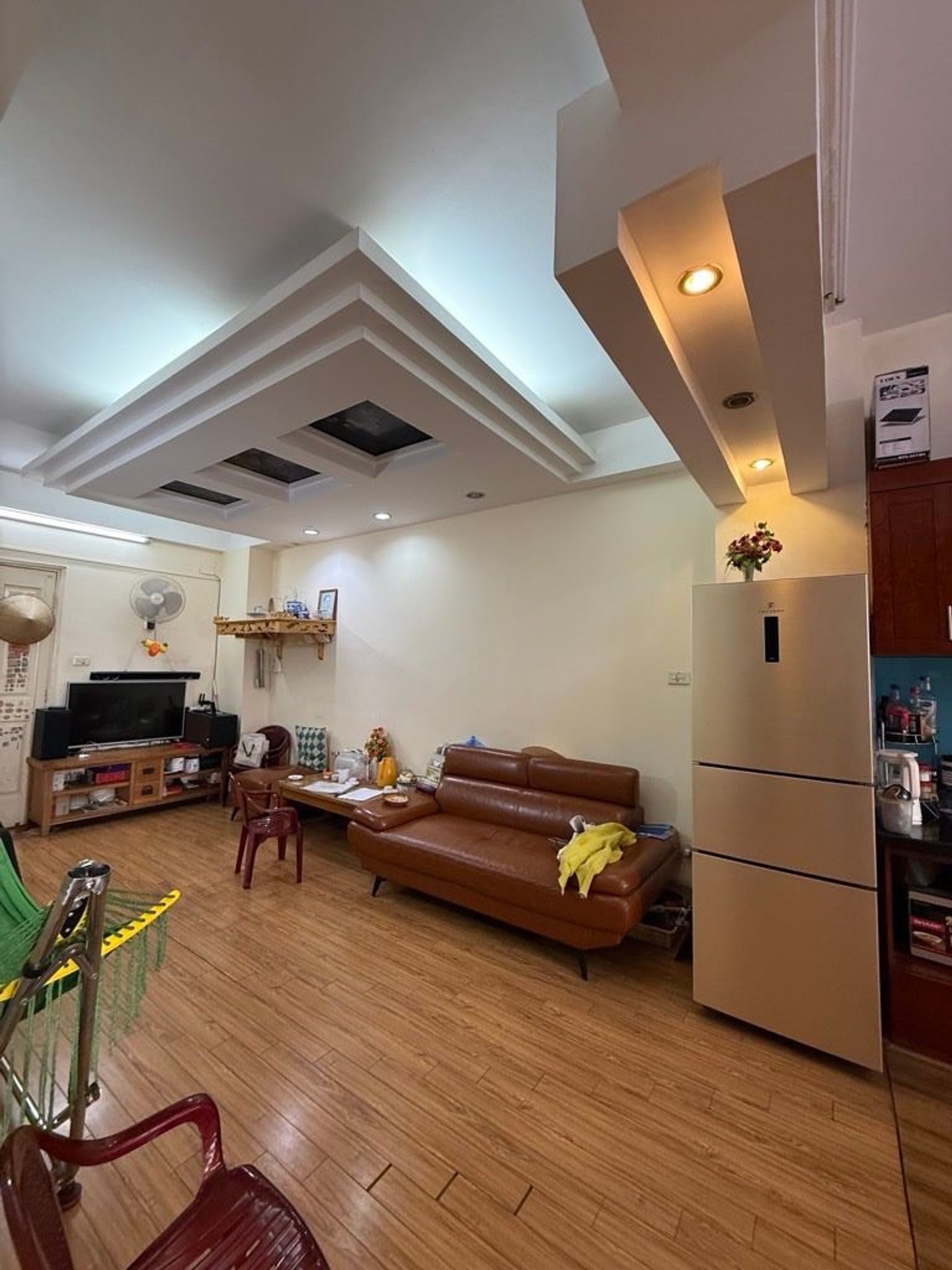 Bán nhà Hoàng Mai - diện tích 68m2 8 tầng - Sổ đỏ chính chủ giao dịch ngay! - giá 5,4 tỷ