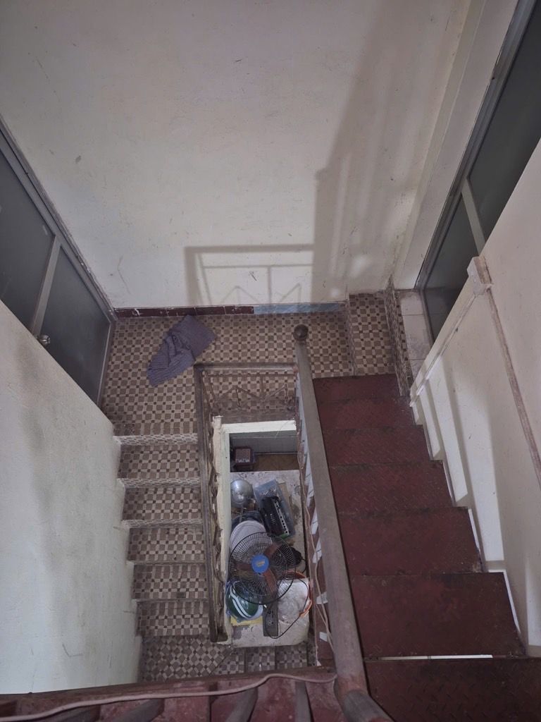 Bán nhà Chùa Láng - diện tích 48m2 3 tầng - Hai mặt tiền cực hiếm - giá 55 tỷ