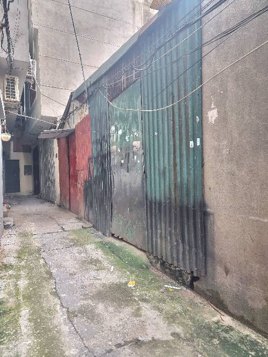 Bán nhà Đường Láng - diện tích 215m2 3 tầng - Đang cập nhật - giá 34 tỷ