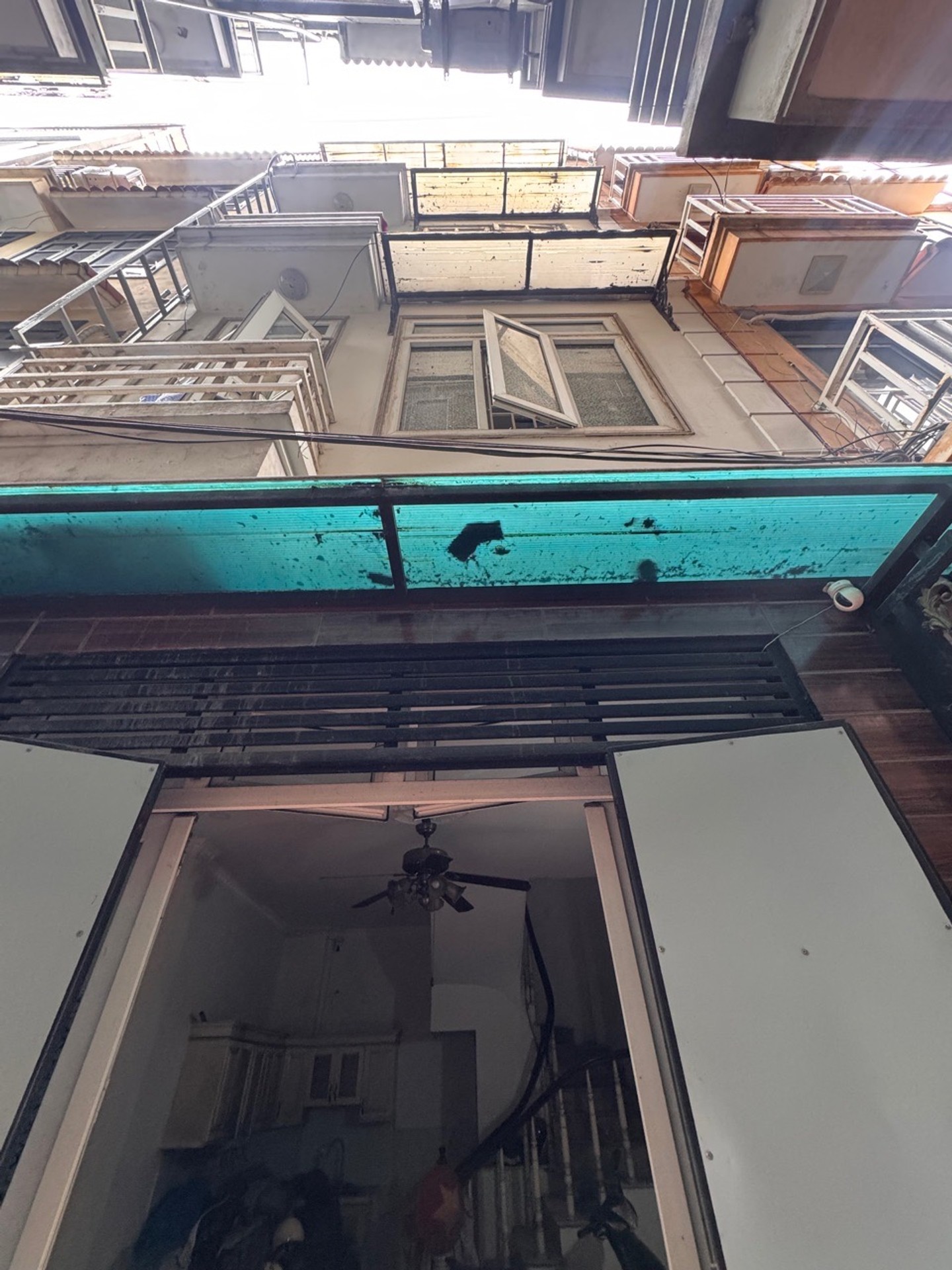 Bán nhà Lĩnh Nam - diện tích 30m2 5 tầng - Ô TÔ ĐỖ CỔNG - giá 7,5 tỷ
