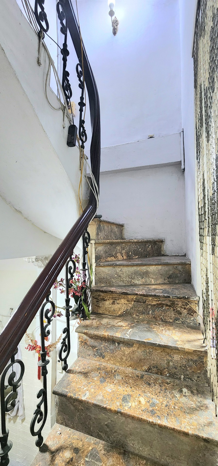 Bán nhà Trương Định - diện tích 28m2 4 tầng - Mặt phố kinh doanh sầm uất - giá 14 tỷ