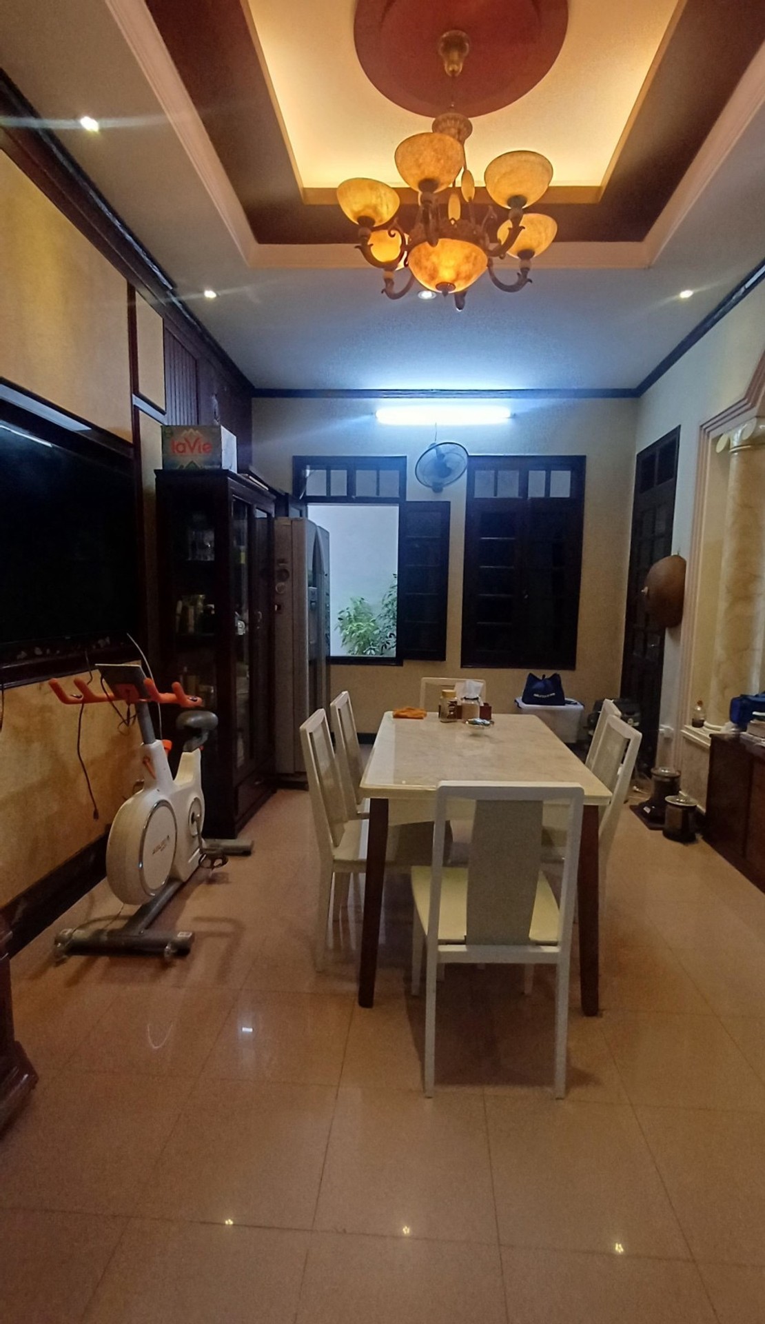 Bán nhà Trương Định - diện tích 257m2 4 tầng - Mặt phố - giá 65 tỷ