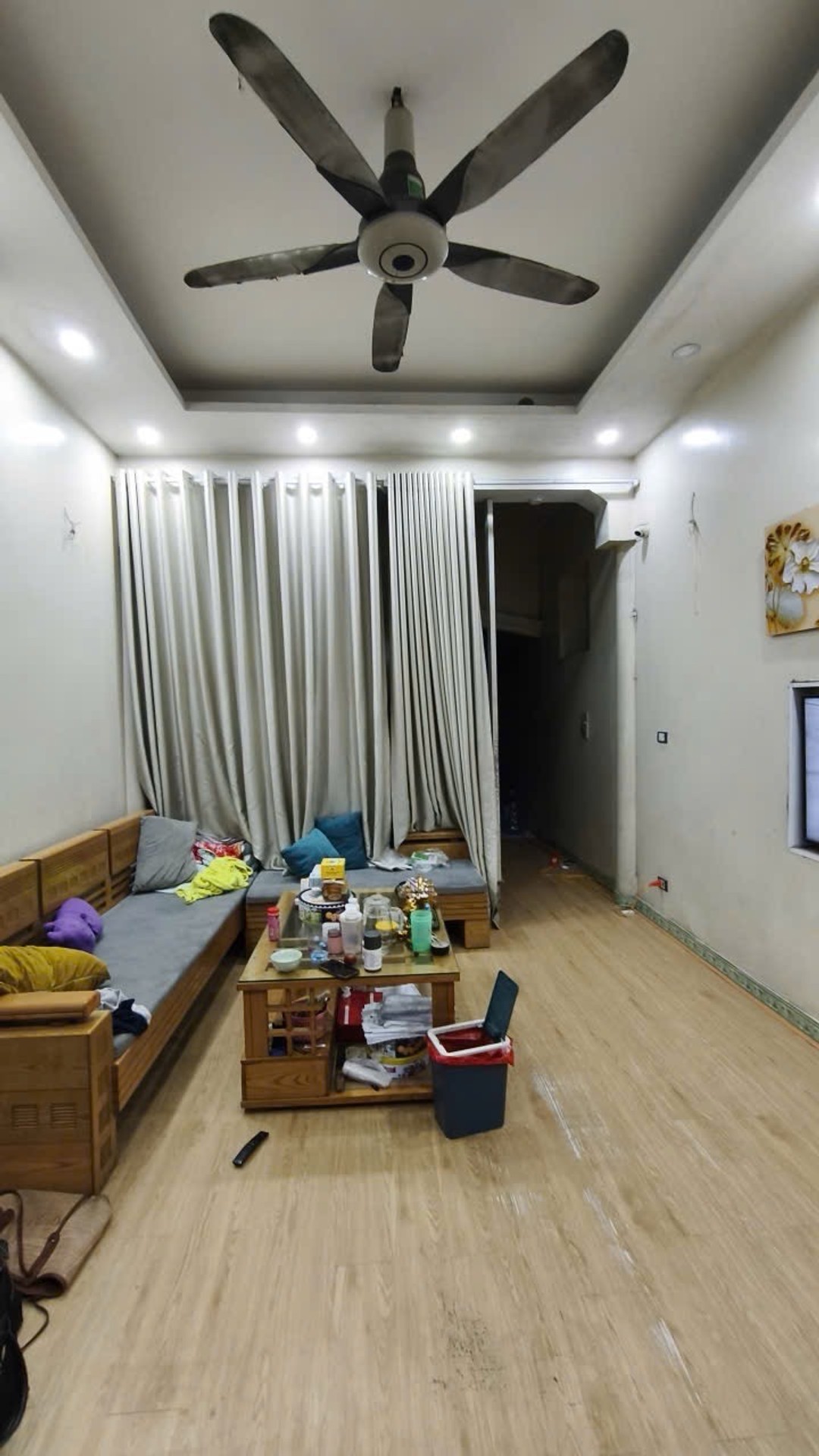Bán nhà Sở Thượng - diện tích 56m2 3 tầng - Mặt phố kinh doanh - giá 23,5 tỷ