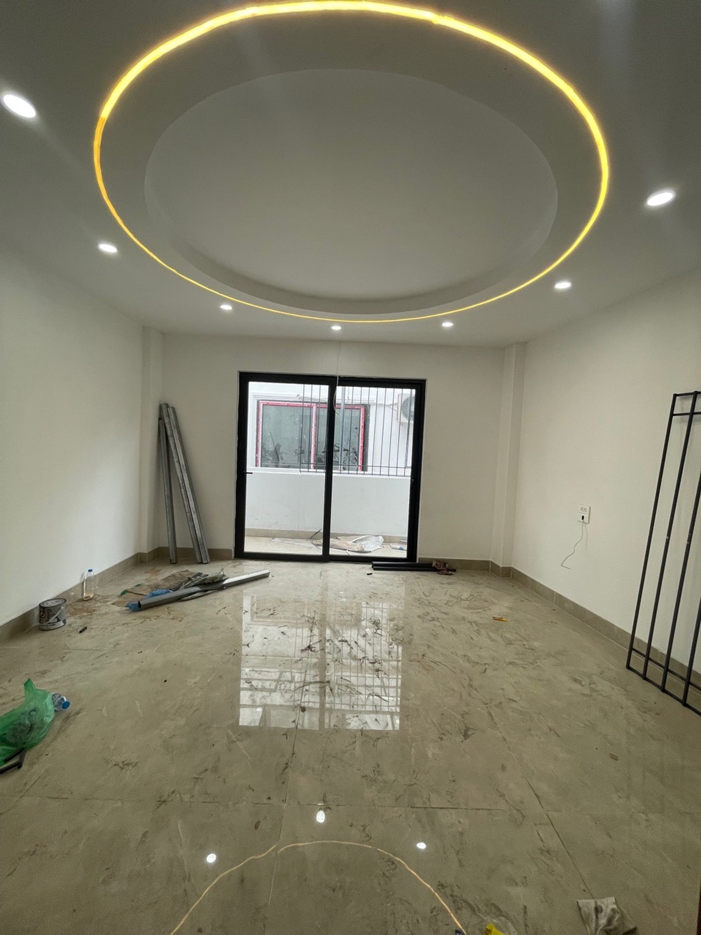 Bán nhà Hoa Lư - diện tích 38m2 5 tầng - Ô tô qua cổng - giá 14,8 tỷ