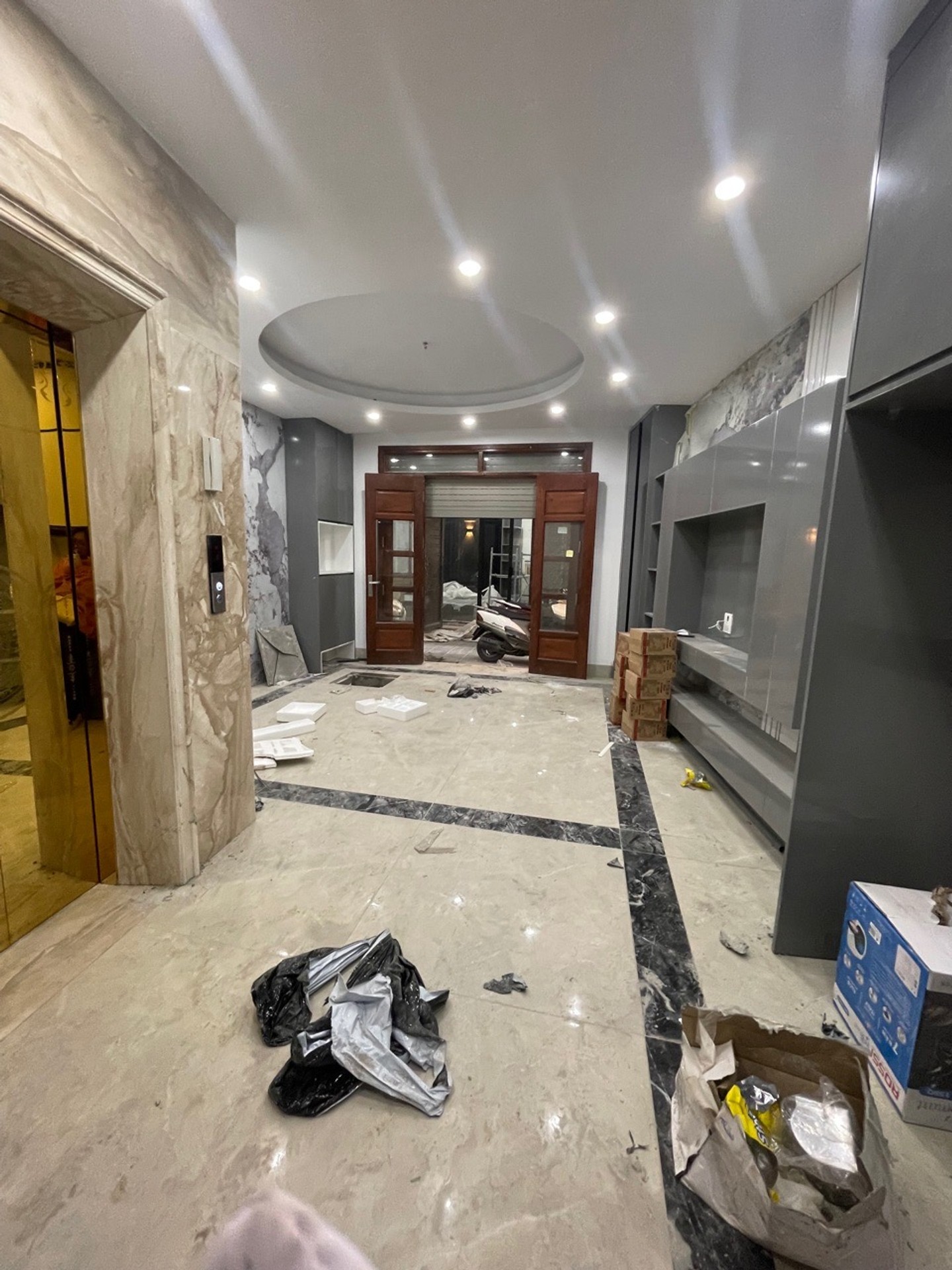 Bán nhà Hoa Lư - diện tích 38m2 5 tầng - Ô tô qua cổng - giá 14,8 tỷ