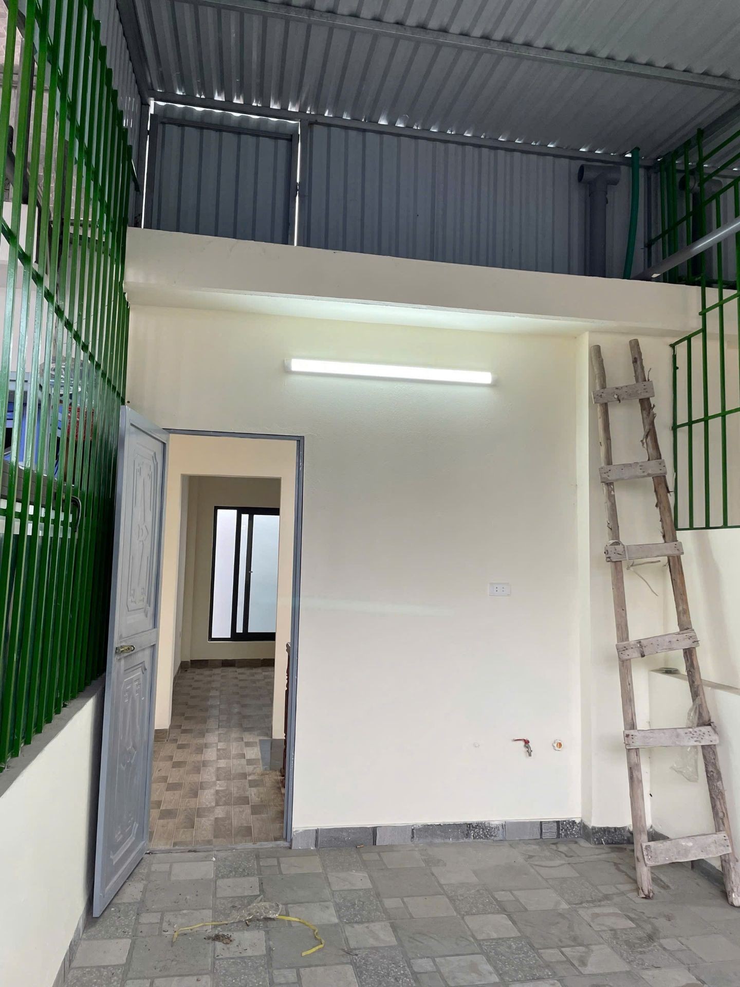 Bán nhà Kim Ngưu - diện tích 45m2 5 tầng - Nhà đẹp xây KCBT chắc chắn - giá 11 tỷ