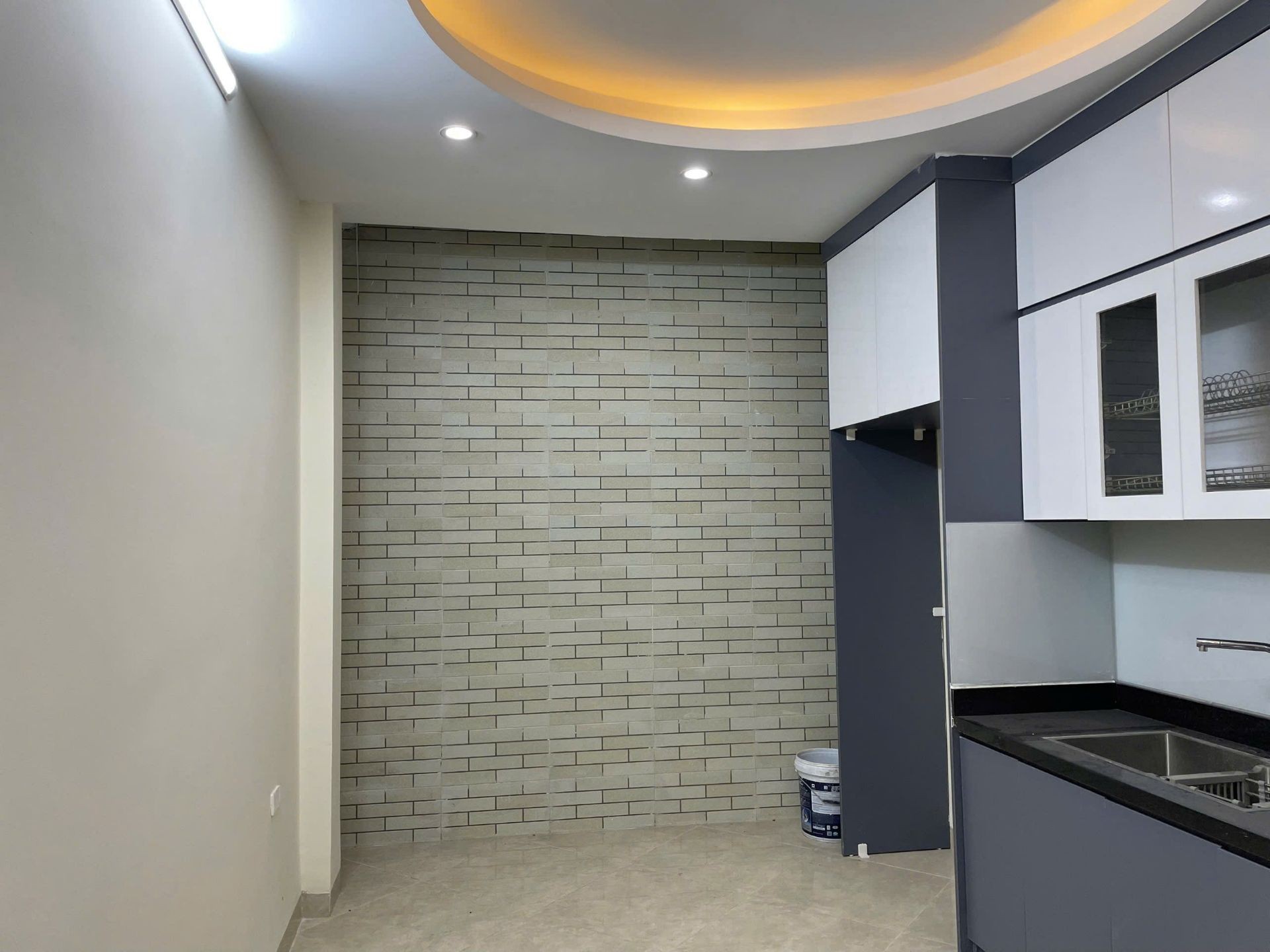 Bán nhà Kim Ngưu - diện tích 45m2 5 tầng - Nhà đẹp xây KCBT chắc chắn - giá 11 tỷ