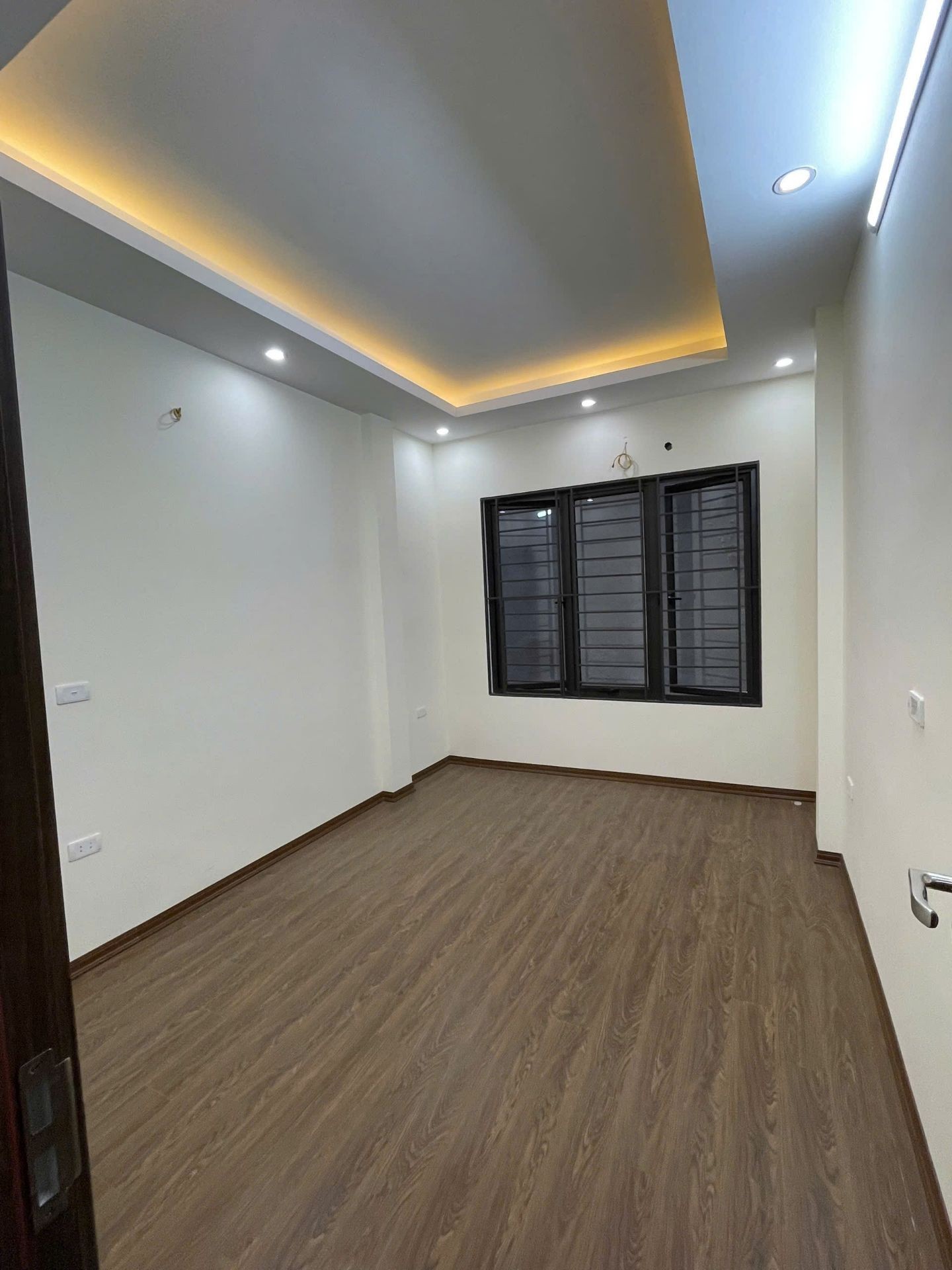 Bán nhà Kim Ngưu - diện tích 45m2 5 tầng - Nhà đẹp xây KCBT chắc chắn - giá 11 tỷ