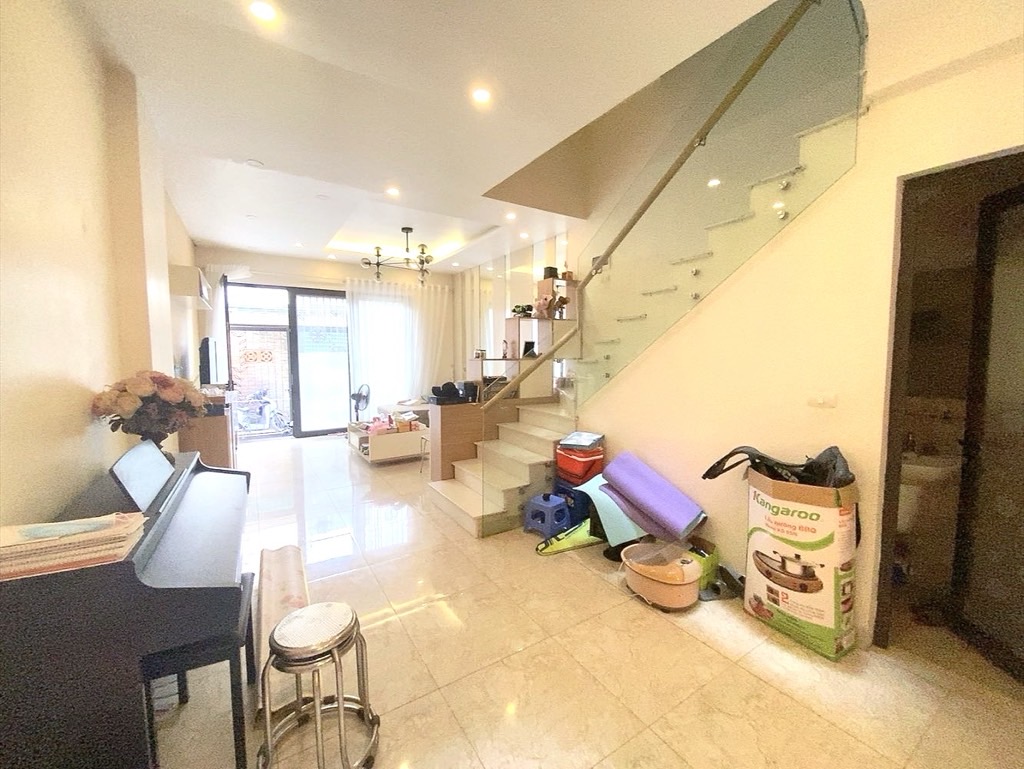 Bán nhà Thanh Lân - diện tích 60m2 4 tầng - ô tô tránh 10m - giá 12,8 tỷ