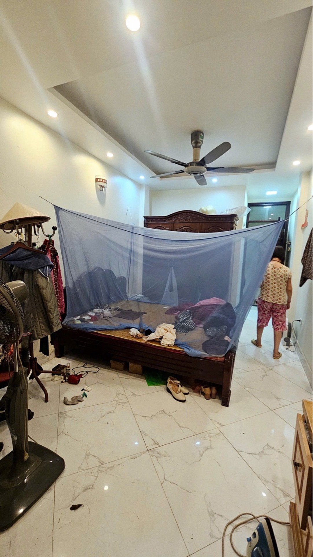 Bán nhà Hai Bà Trưng - diện tích 30m2 5 tầng - Mặt phố kinh doanh sầm uất - giá 14,6 tỷ