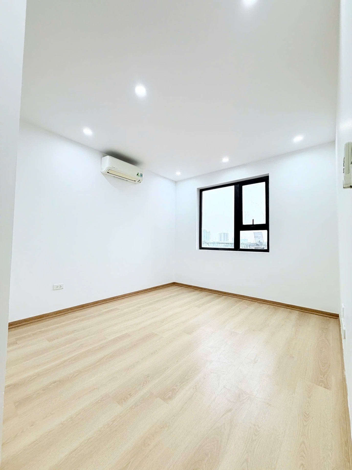 Bán nhà Tam Trinh - diện tích 75m2 1 tầng - Căn góc - giá 5,39 tỷ