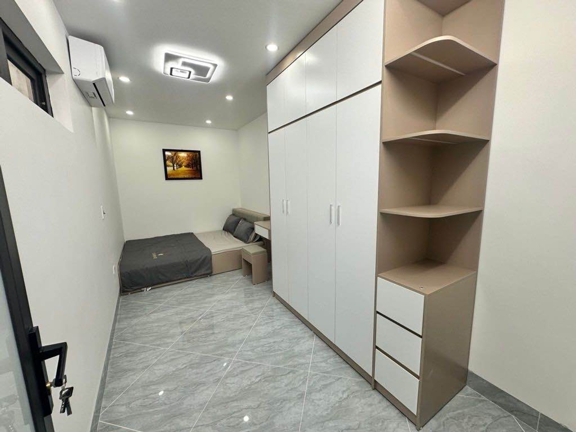Bán nhà Ngõ Hoà Bình - diện tích 18m2 4 tầng - Nhà đẹp hiếm có - giá 3 tỷ