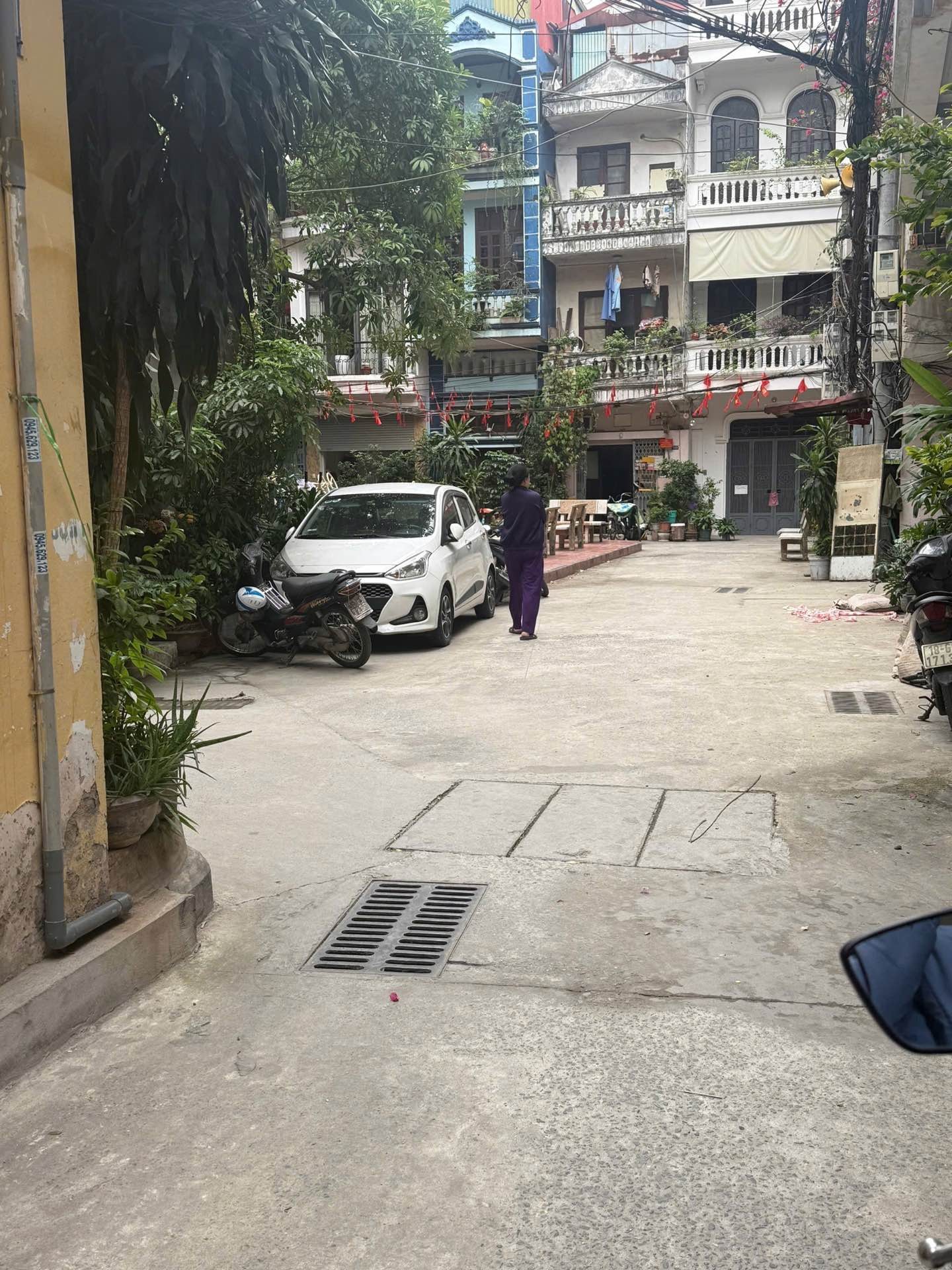 Bán nhà Bùi Ngọc Dương - diện tích 60m2 6 tầng - ô tô tránh - giá 15,2 tỷ