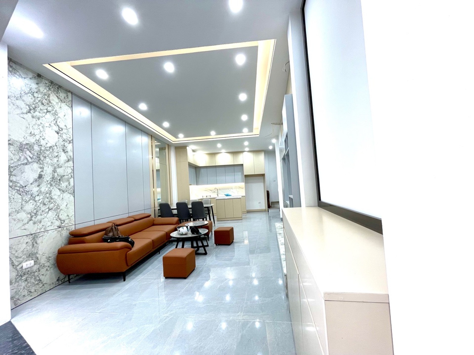 Bán nhà Bằng B - diện tích 52m2 5 tầng - Ô tô cách 10m - giá 13,8 tỷ