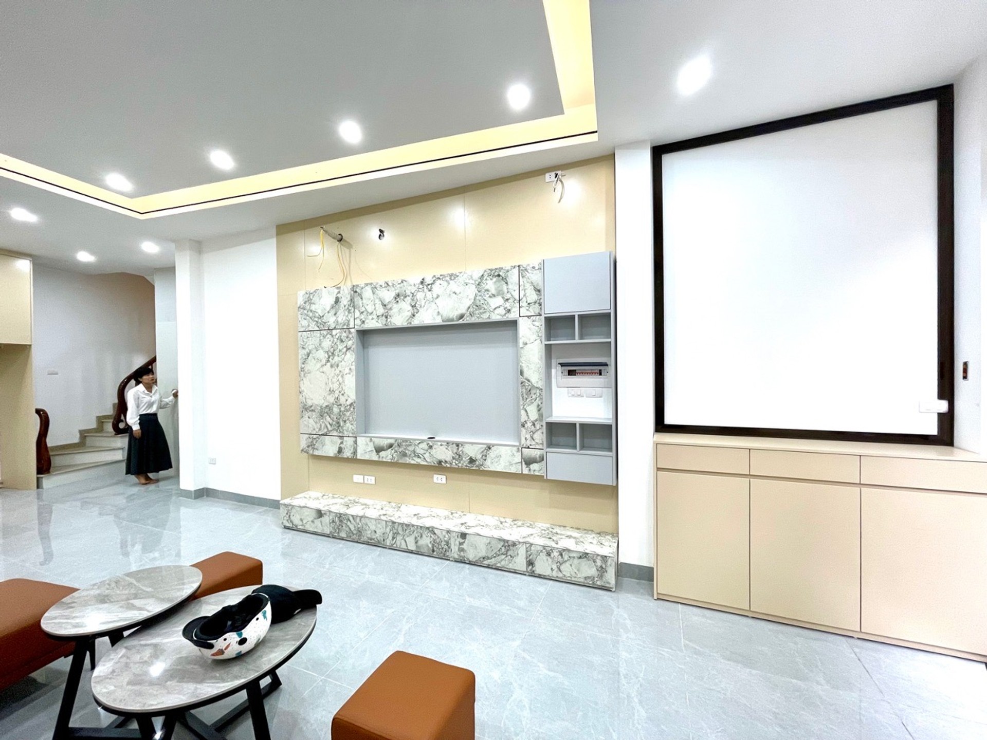 Bán nhà Bằng B - diện tích 52m2 5 tầng - Ô tô cách 10m - giá 13,8 tỷ