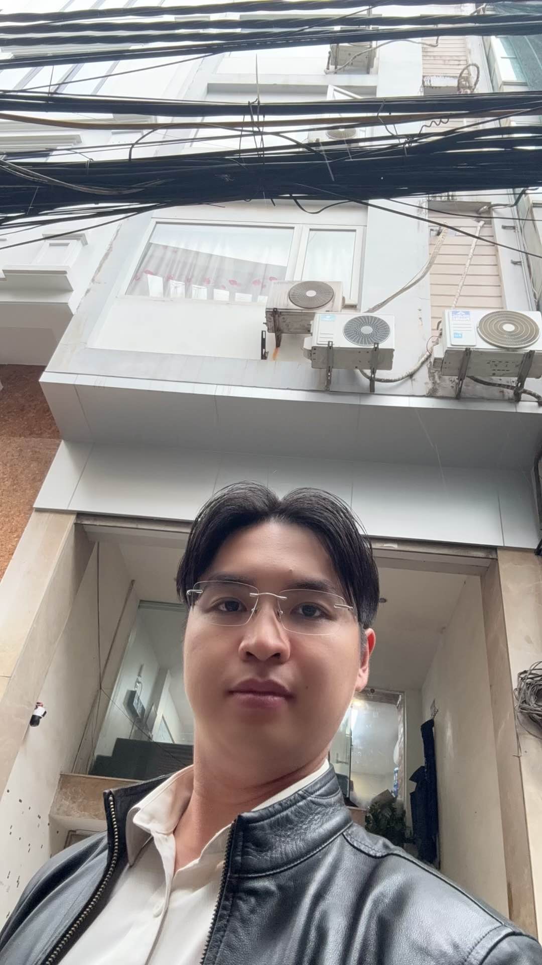 Bán nhà Kim Giang - diện tích 80.8m2 10 tầng - Ô TÔ ĐỖ CỬA - giá 34,5 tỷ