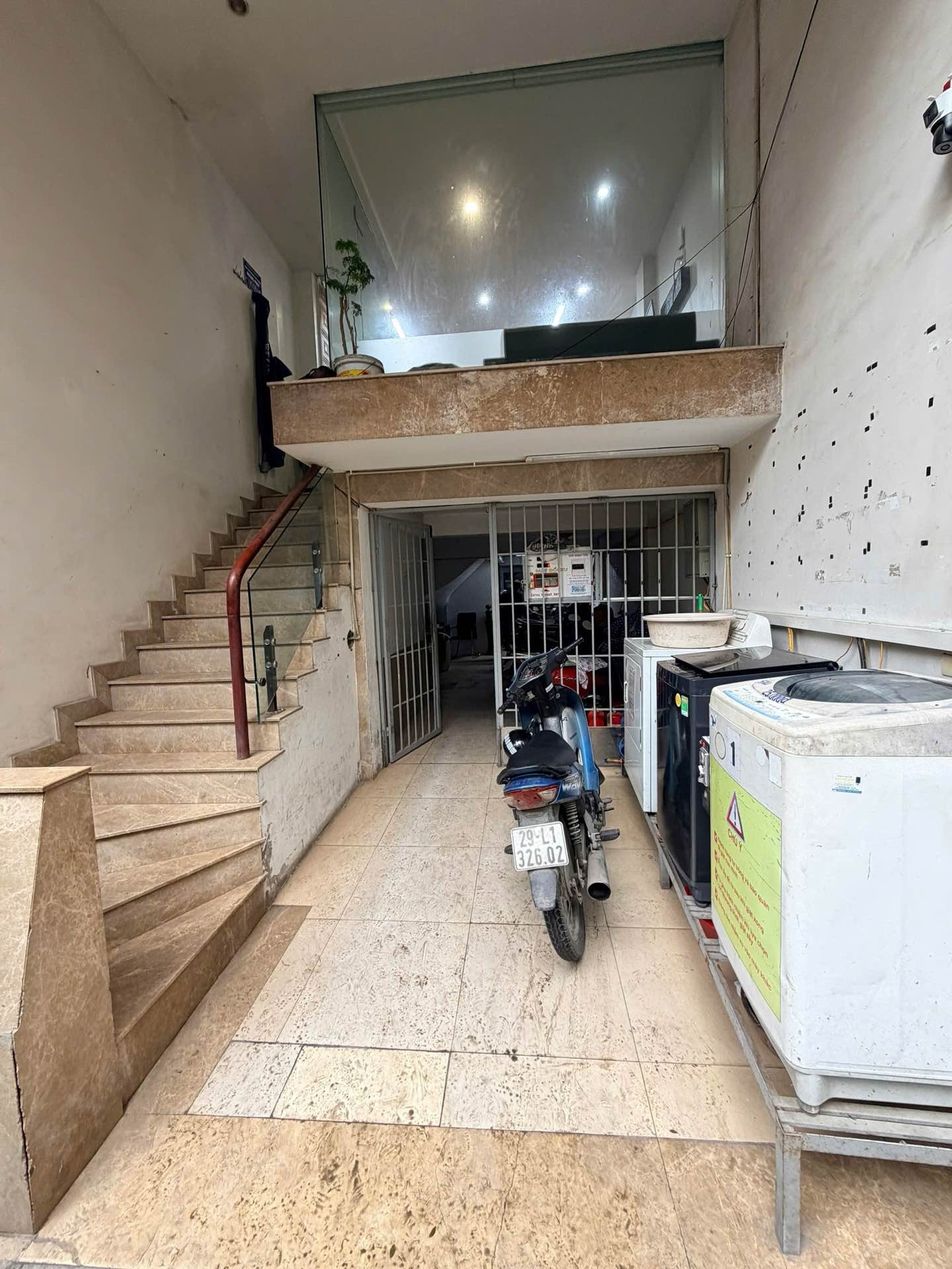 Bán nhà Kim Giang - diện tích 80.8m2 10 tầng - Ô TÔ ĐỖ CỬA - giá 34,5 tỷ