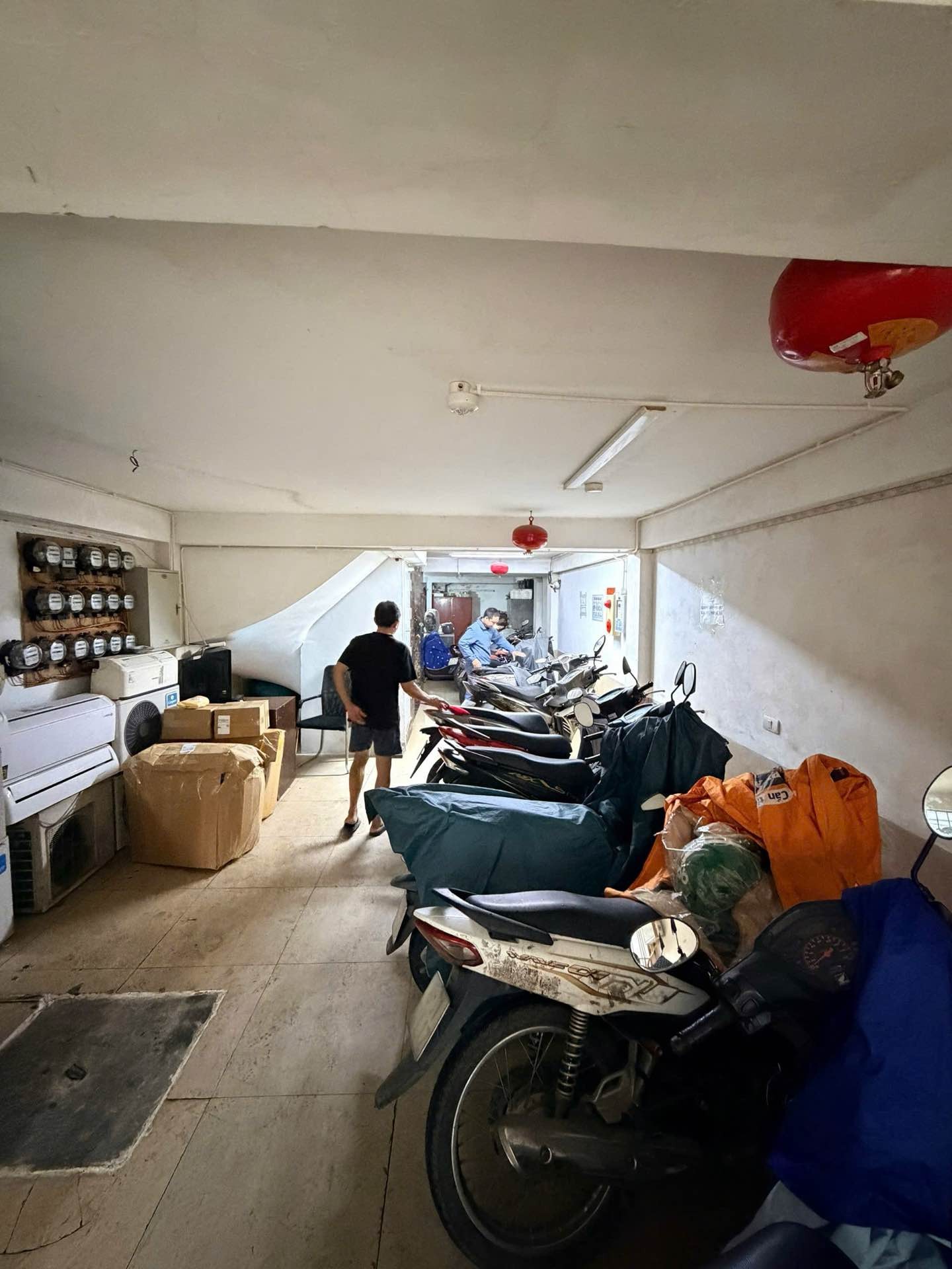 Bán nhà Kim Giang - diện tích 80.8m2 10 tầng - Ô TÔ ĐỖ CỬA - giá 34,5 tỷ