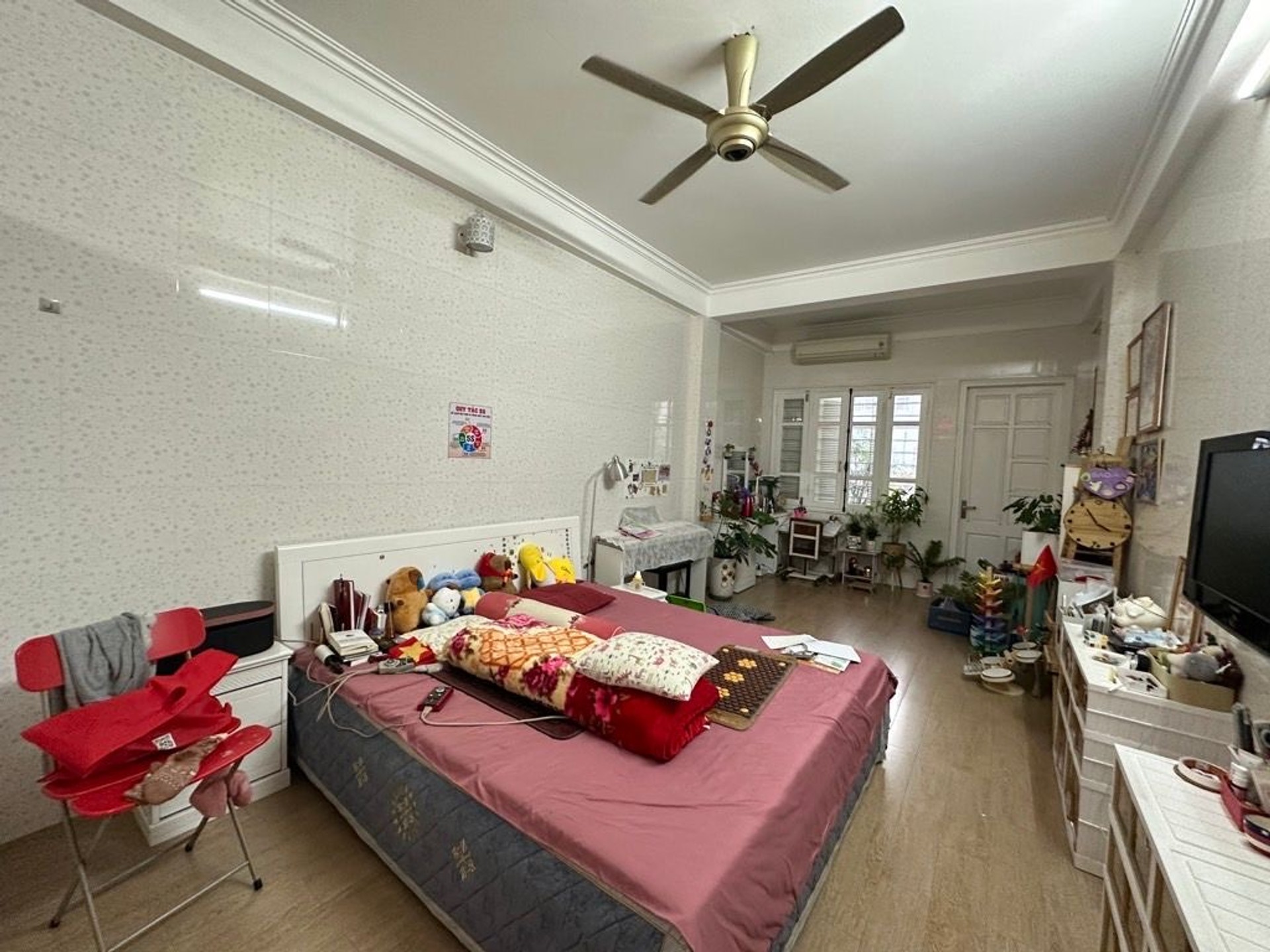 Bán nhà Vương Thừa Vũ - diện tích 70.4m2 6 tầng - Ô tô đỗ cửa - giá 35 tỷ