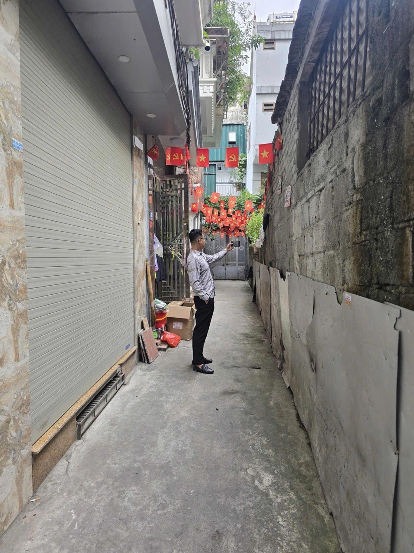 Bán nhà Minh Khai - diện tích 45m2 3 tầng - SÁT Ô TÔ - giá 14 tỷ