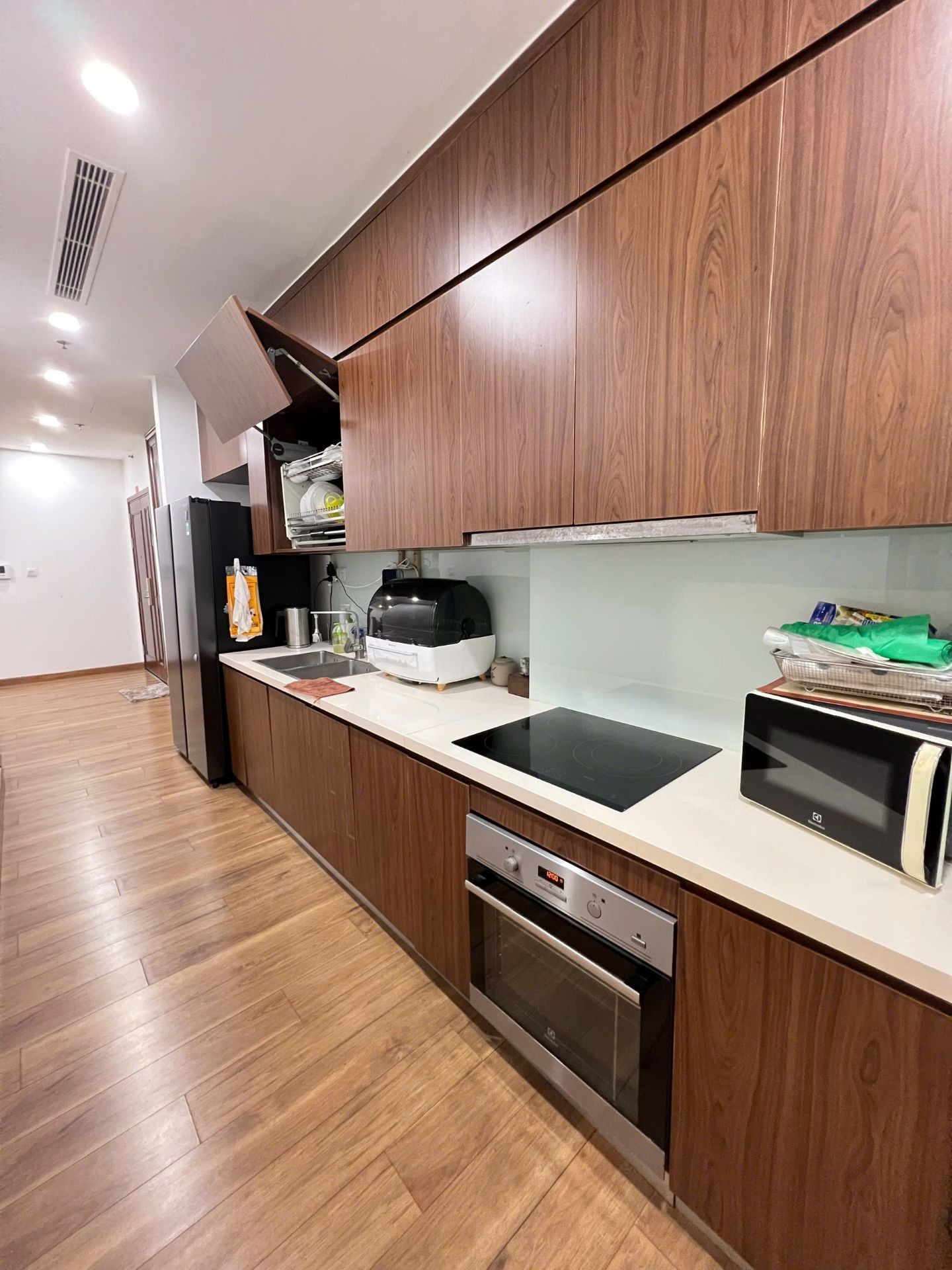 Bán nhà Minh Khai - diện tích 105m2 11 tầng - Căn góc, dân trí cao - giá 19,4 tỷ