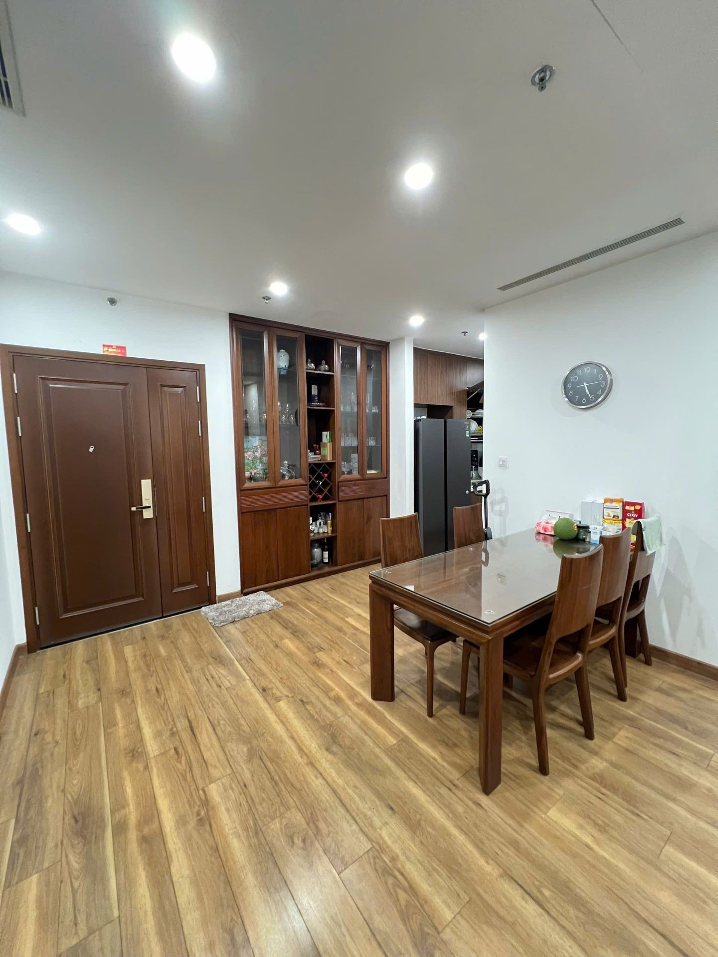 Bán nhà Minh Khai - diện tích 105m2 11 tầng - Căn góc, dân trí cao - giá 19,4 tỷ