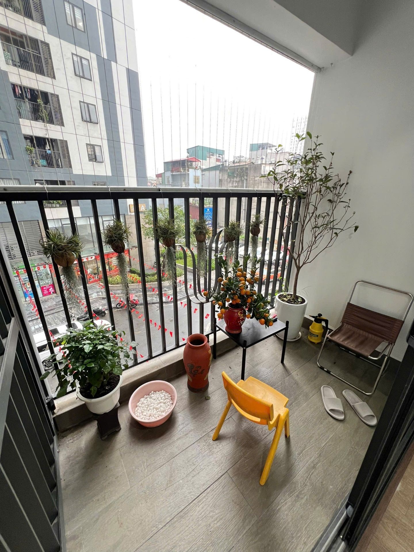 Bán nhà Minh Khai - diện tích 81m2 3 tầng - Căn góc - giá 9,68 tỷ