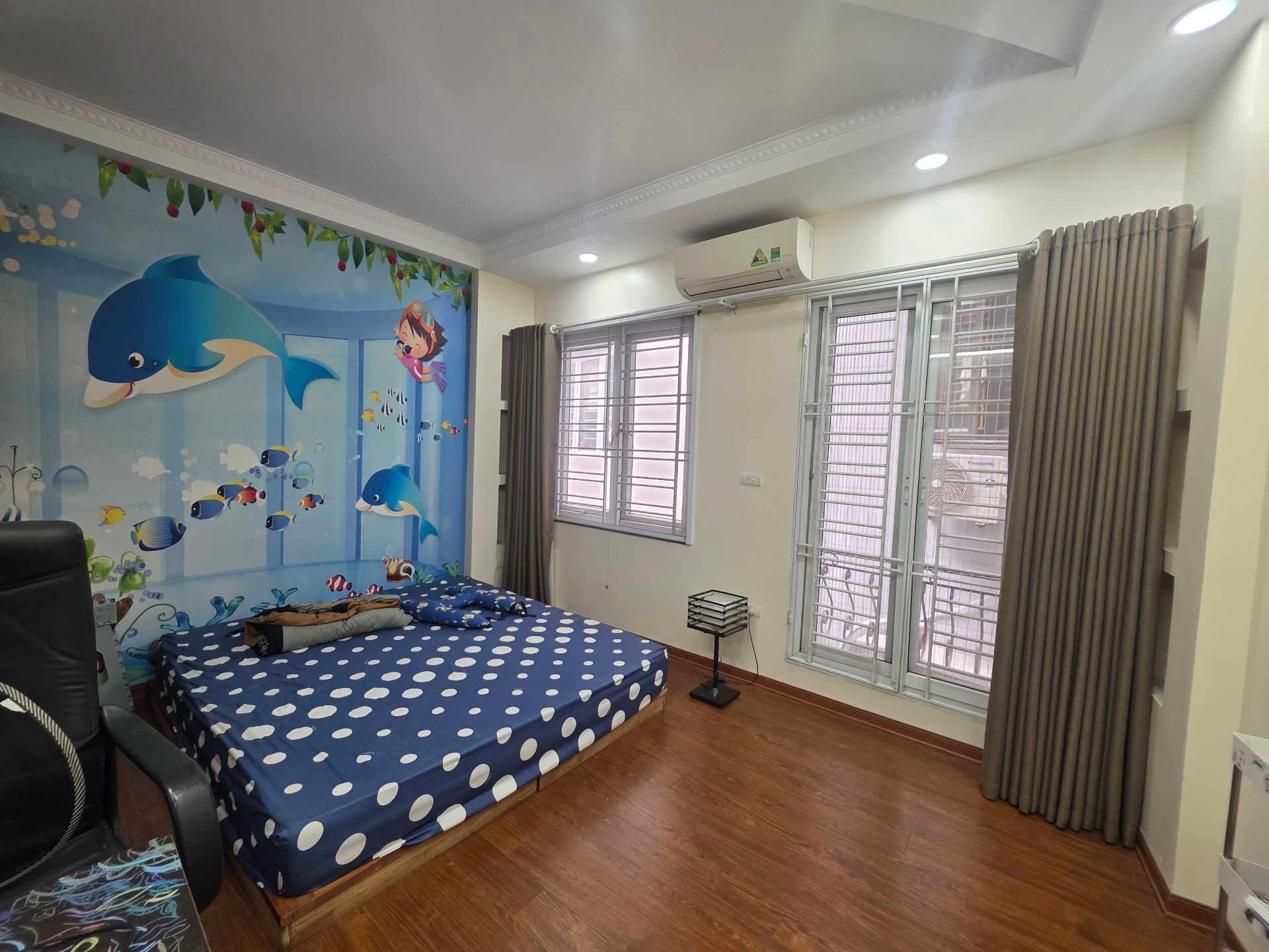 Bán nhà Minh Khai - diện tích 43m2 5 tầng - Ô tô đỗ cửa - giá 12,5 tỷ