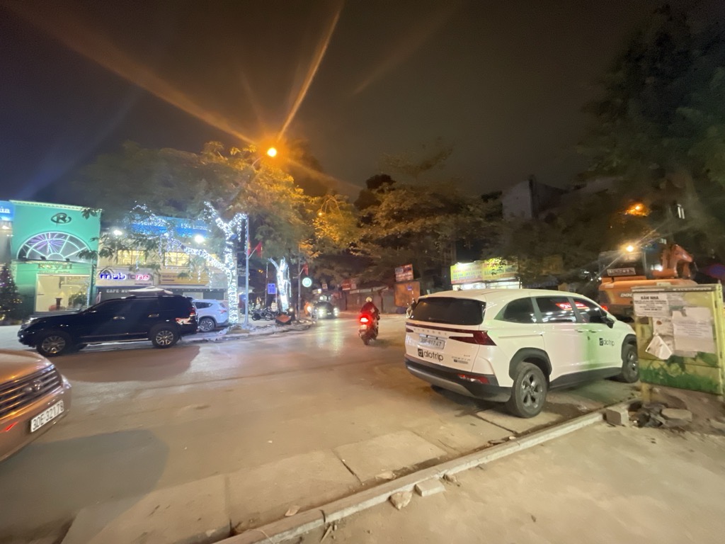 Bán nhà Lương Định Của - diện tích 83m2 10 tầng - Nhà mặt phố hiếm - giá 60 tỷ