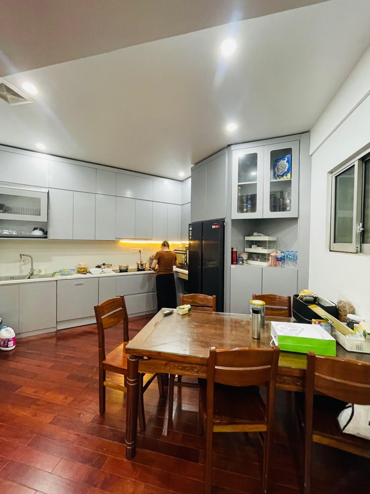 Bán nhà Nơ 9B Linh Đàm - diện tích 83m2 1 tầng - Căn hộ siêu thoáng mát - giá 6 tỷ