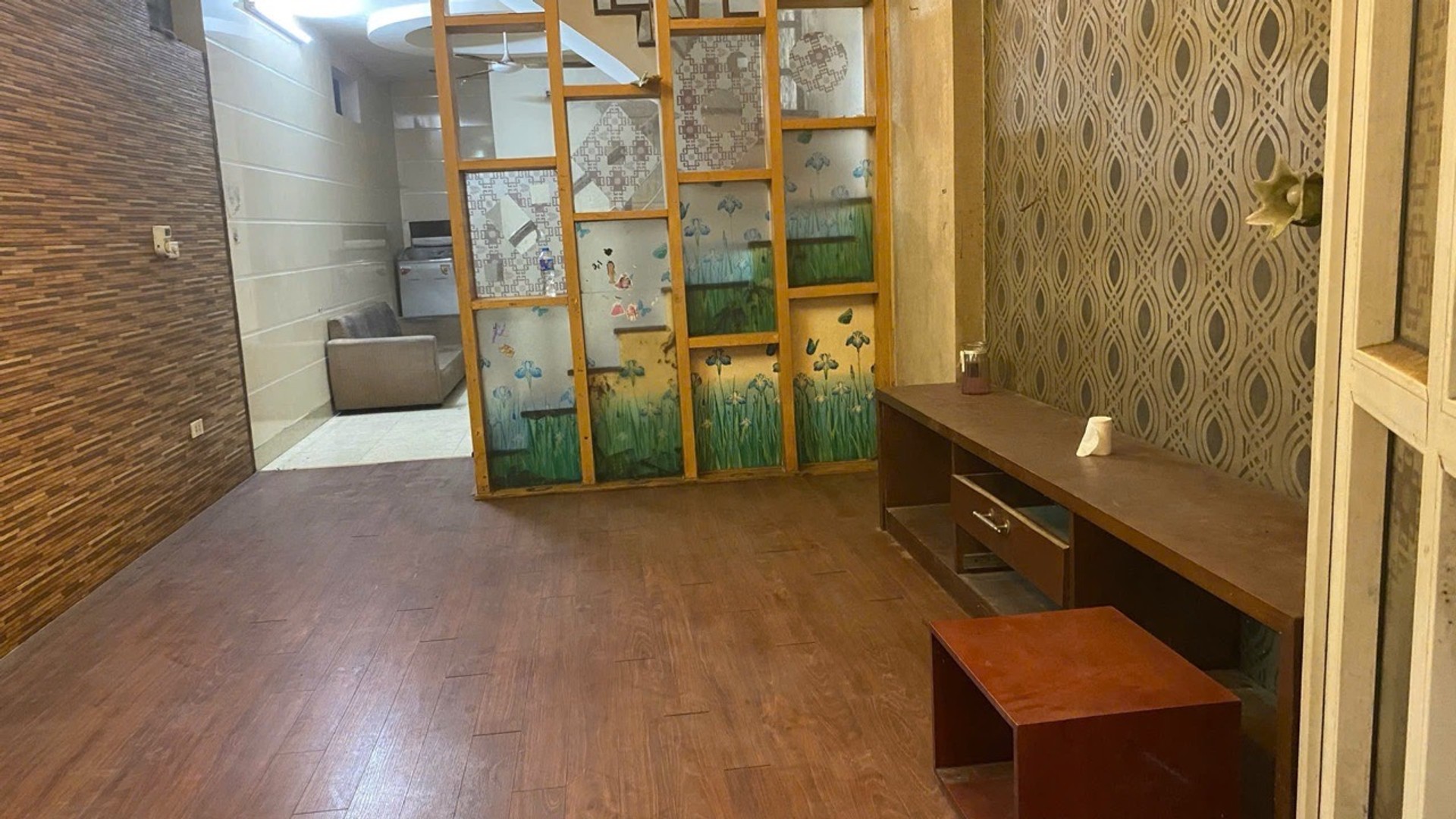 Bán nhà Nam Dư - diện tích 57m2 2 tầng - Cách một nhà ra ô tô tránh ngõ thông - giá 4,9 tỷ