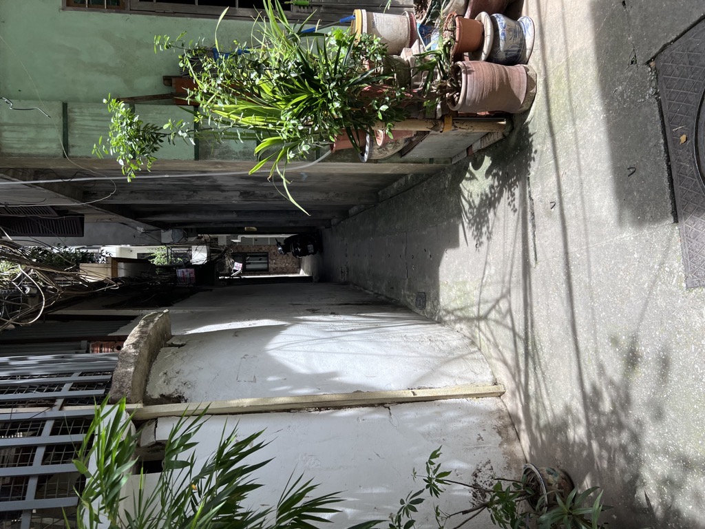 Bán nhà Mai Hương - diện tích 56m2 3 tầng - Lô góc - giá 11,5 tỷ