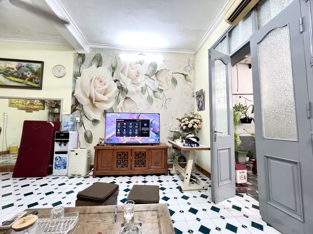 Bán nhà Mai Hương - diện tích 56m2 3 tầng - Lô góc - giá 11,5 tỷ