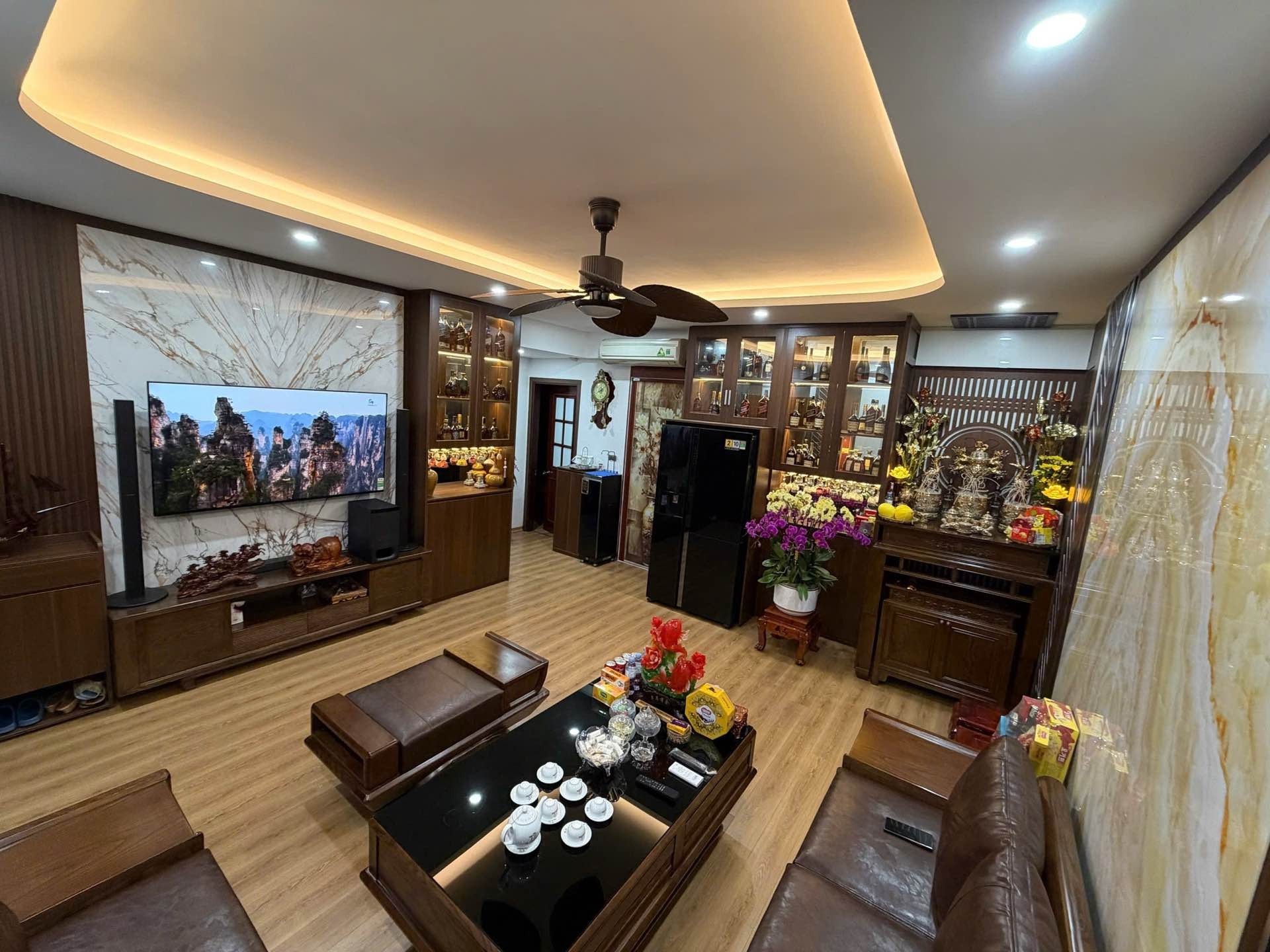 Bán nhà Nguyễn Phan Chánh - diện tích 82m2 1 tầng - Chung cư CT3X2 - giá 6,95 tỷ