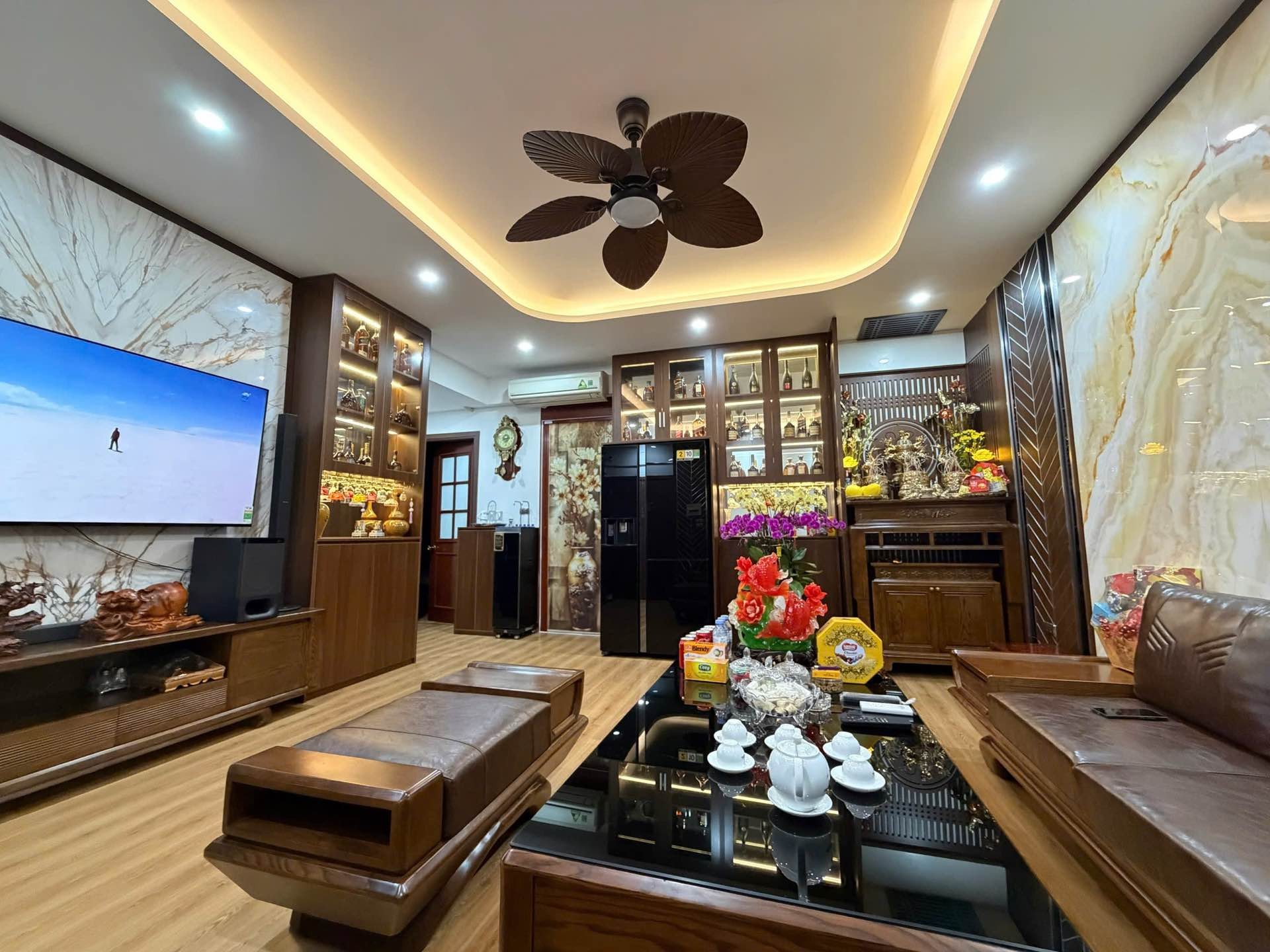 Bán nhà Nguyễn Phan Chánh - diện tích 82m2 1 tầng - Chung cư CT3X2 - giá 6,95 tỷ